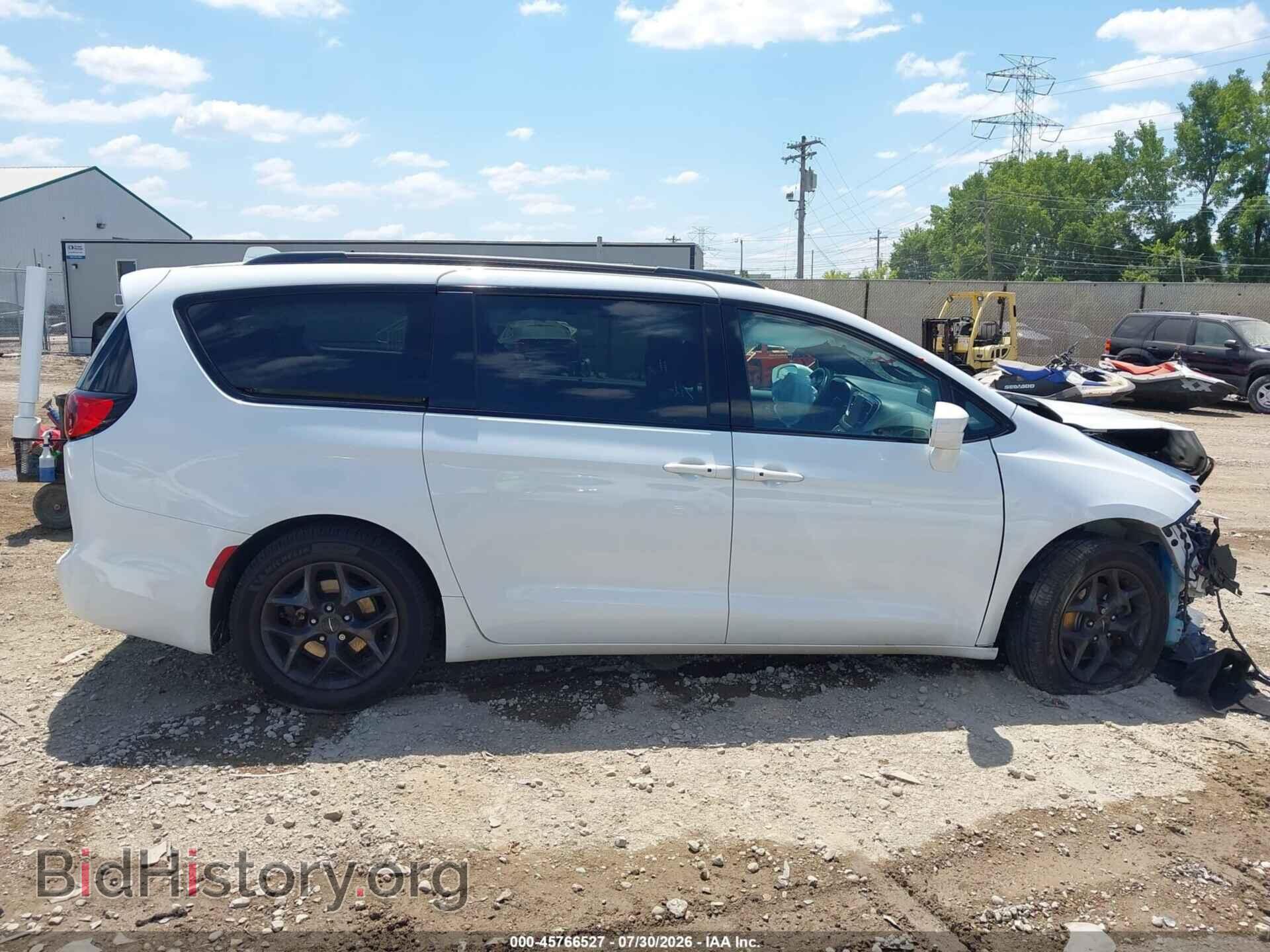 2018 CHRYSLER PACIFICA - VIN: 2C4RC1BG3JR158693 - Фото 14