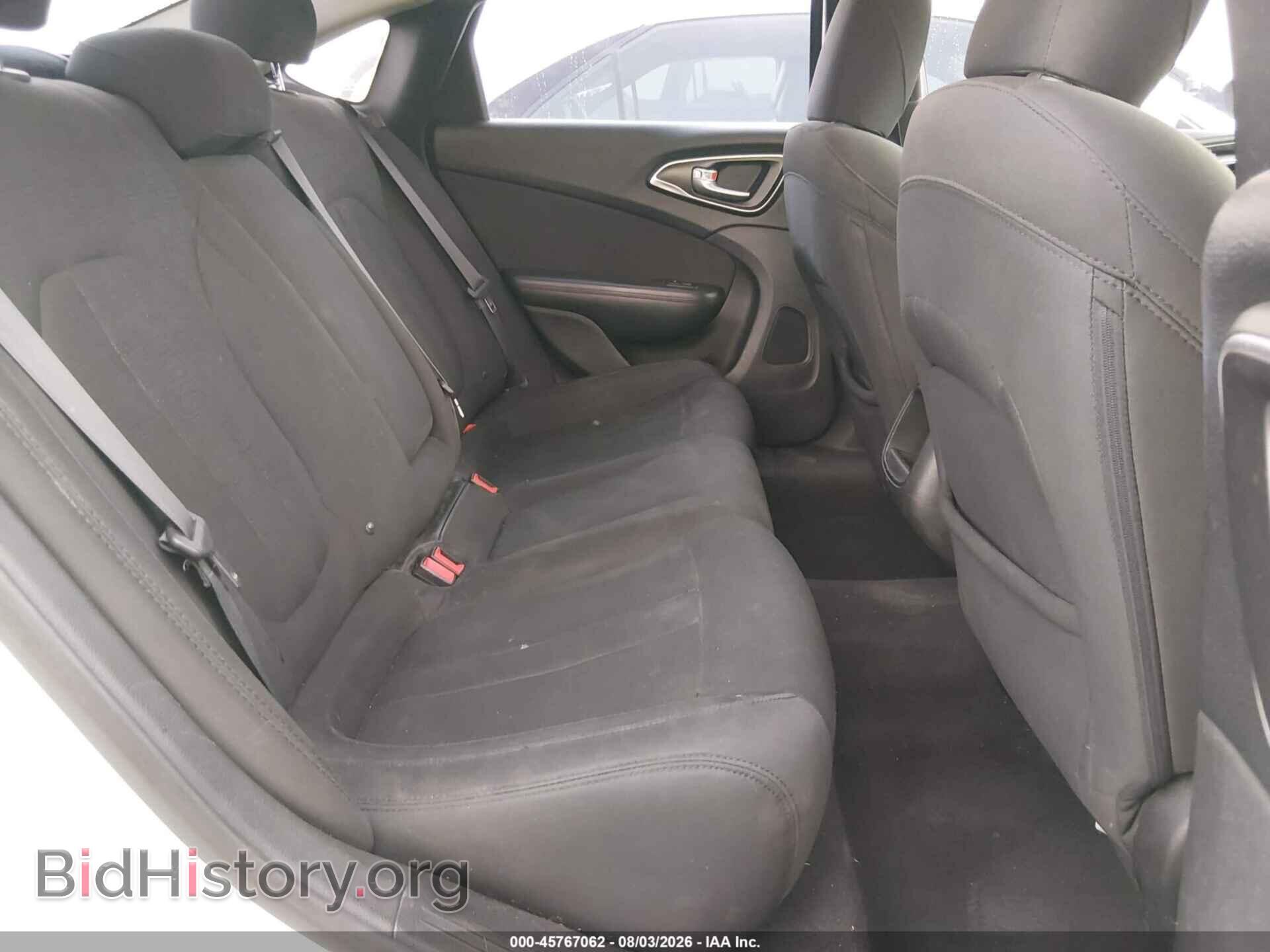 2015 CHRYSLER 200 - VIN: 1C3CCCAB5FN742318 - Photo 8
