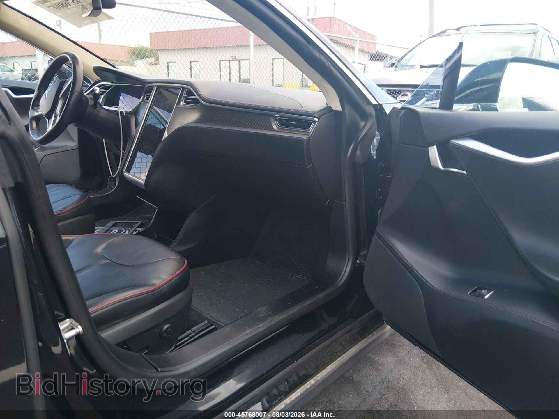 2013 TESLA MODEL S - VIN: 5YJSA1CP8DFP06533 - Фото 5
