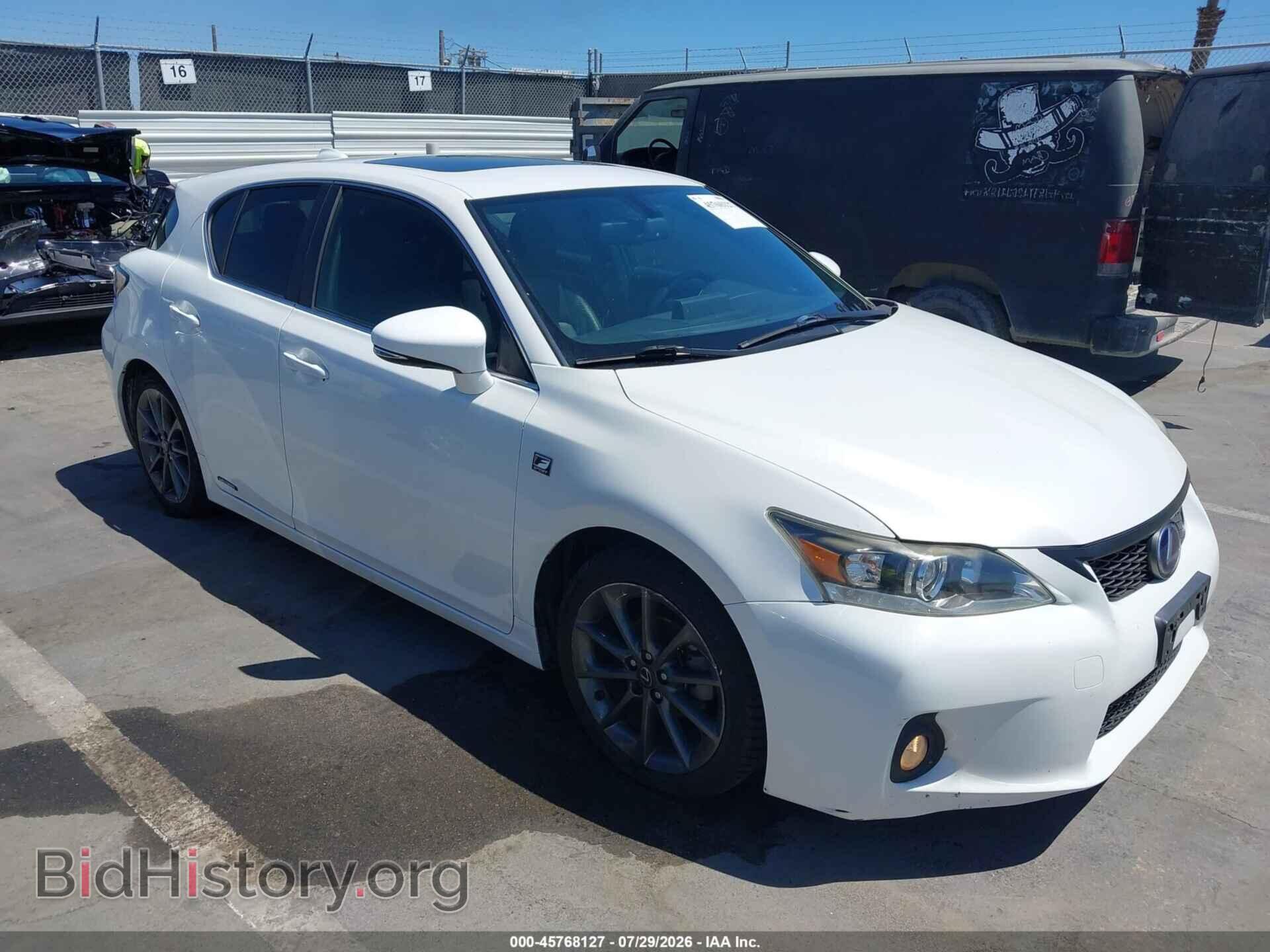 Фотография JTHKD5BH7C2075525 - LEXUS CT 200H 2012