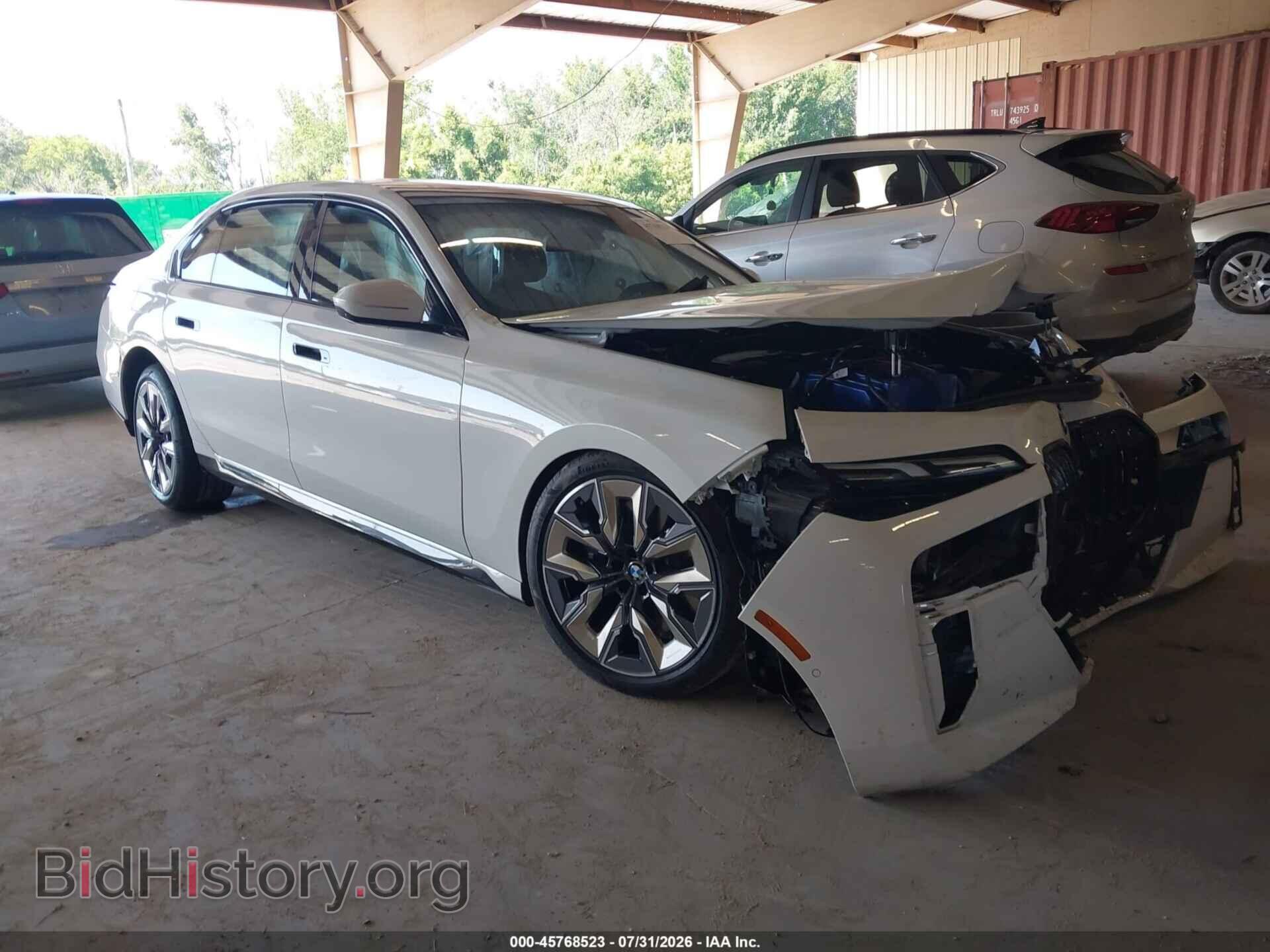 Photo WBA23EH01PCN26385 - BMW 740 2023