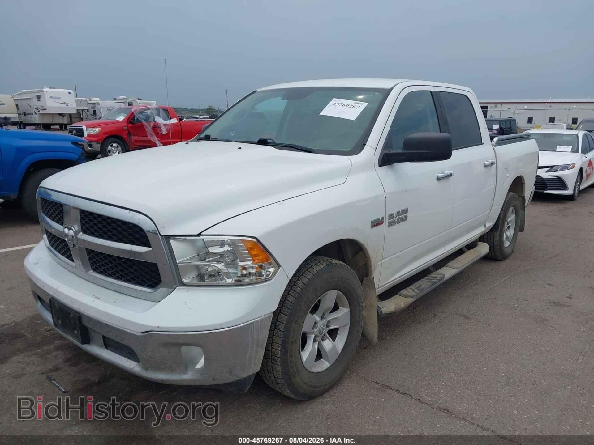 2018 RAM 1500 - VIN: 1C6RR7LT9JS206328 - Photo 2