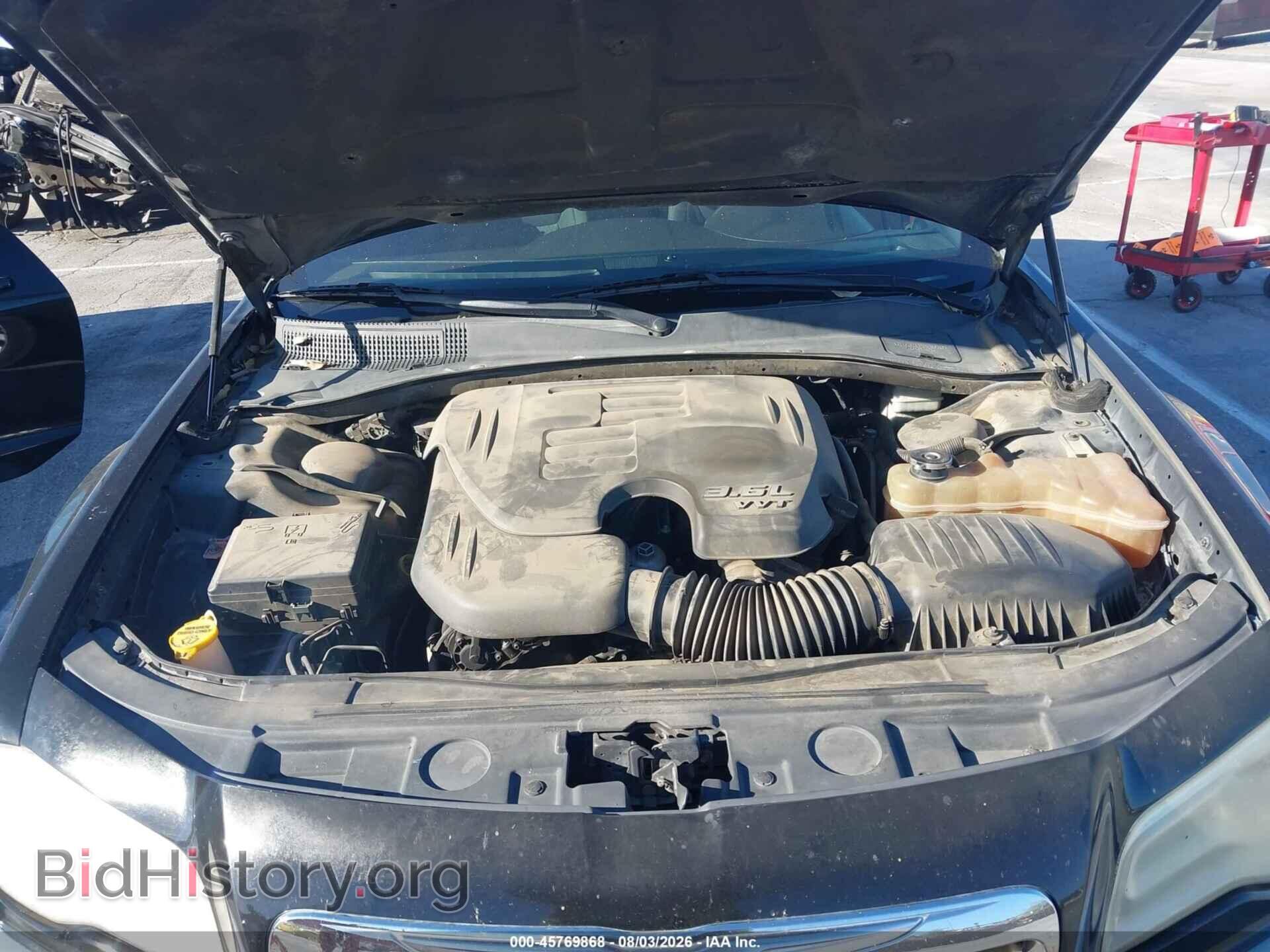 2012 CHRYSLER 300 - VIN: 2C3CCAAG2CH225630 - Photo 10