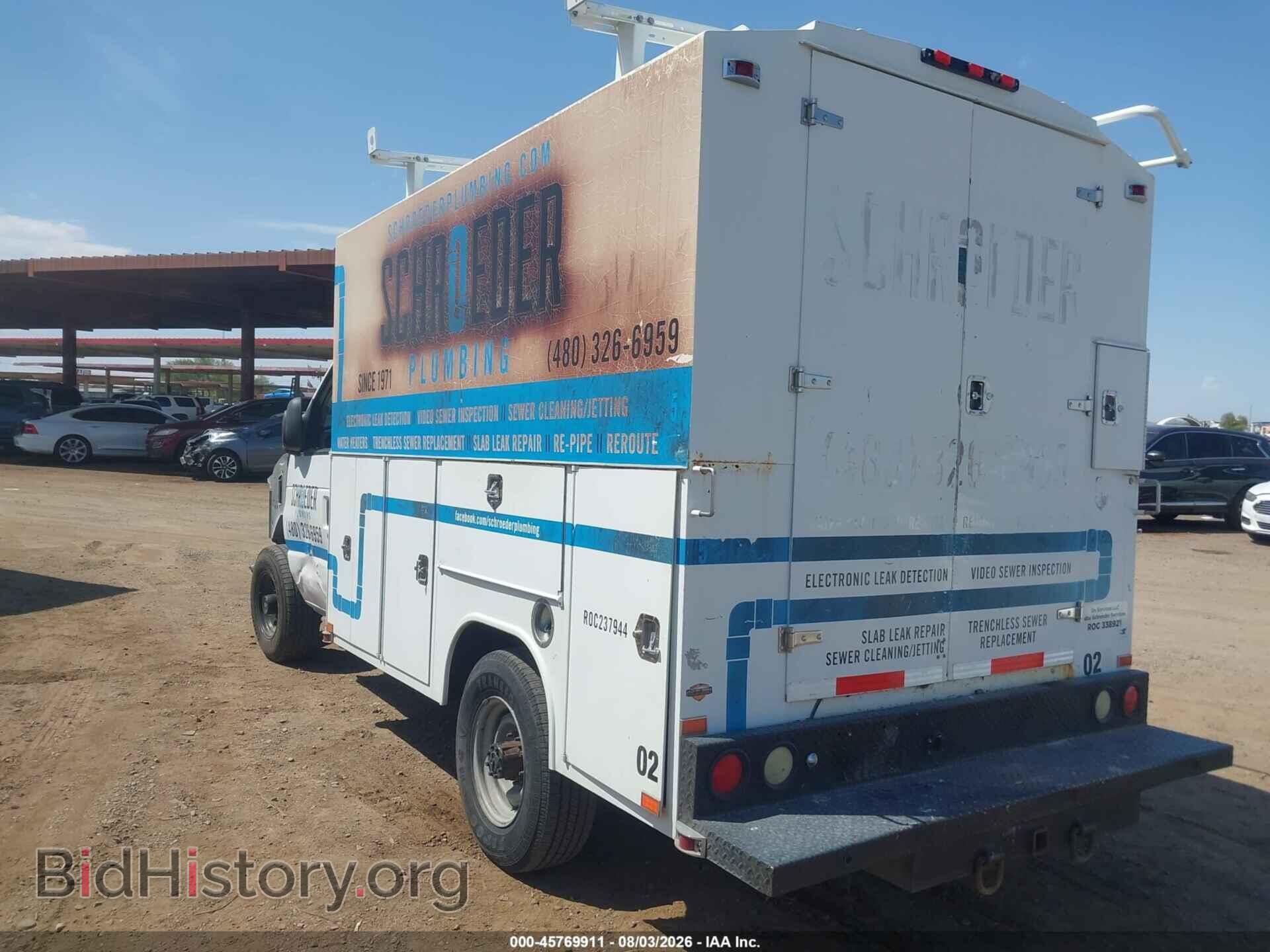 2016 FORD E-350 CUTAWAY - VIN: 1FDWE3FL4GDC31433 - Фото 3