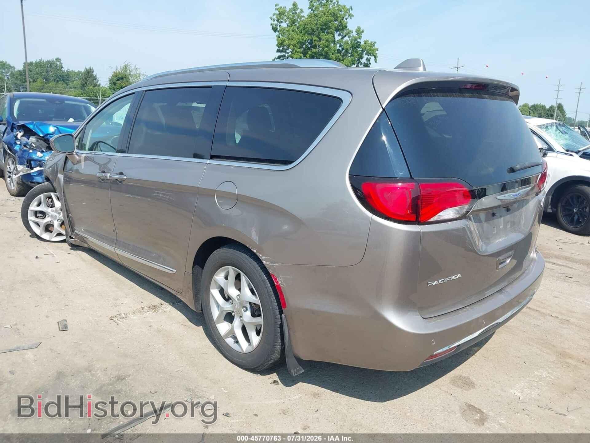 2018 CHRYSLER PACIFICA - VIN: 2C4RC1EG0JR321411 - Photo 3