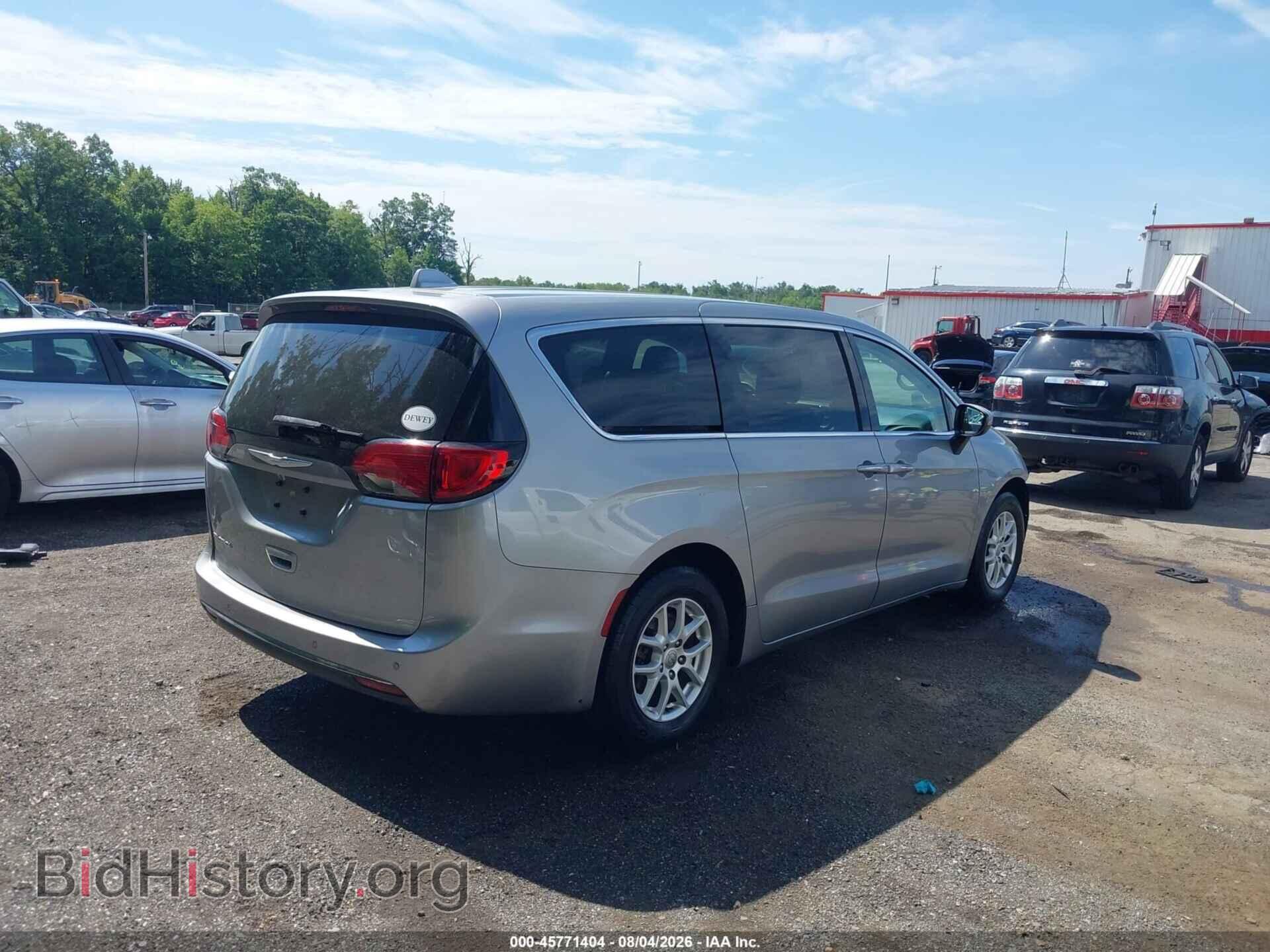 2017 CHRYSLER PACIFICA - VIN: 2C4RC1BG0HR745671 - Photo 4