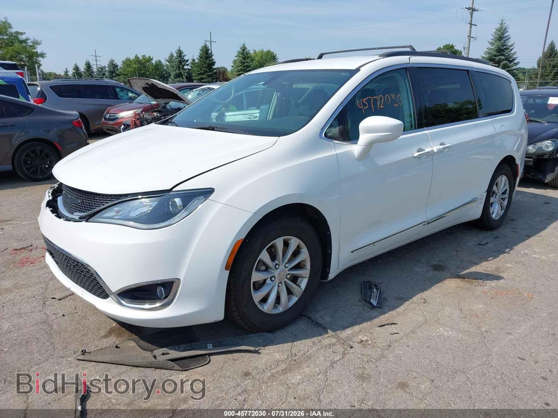 2017 CHRYSLER PACIFICA - VIN: 2C4RC1BG6HR520736 - Фото 2
