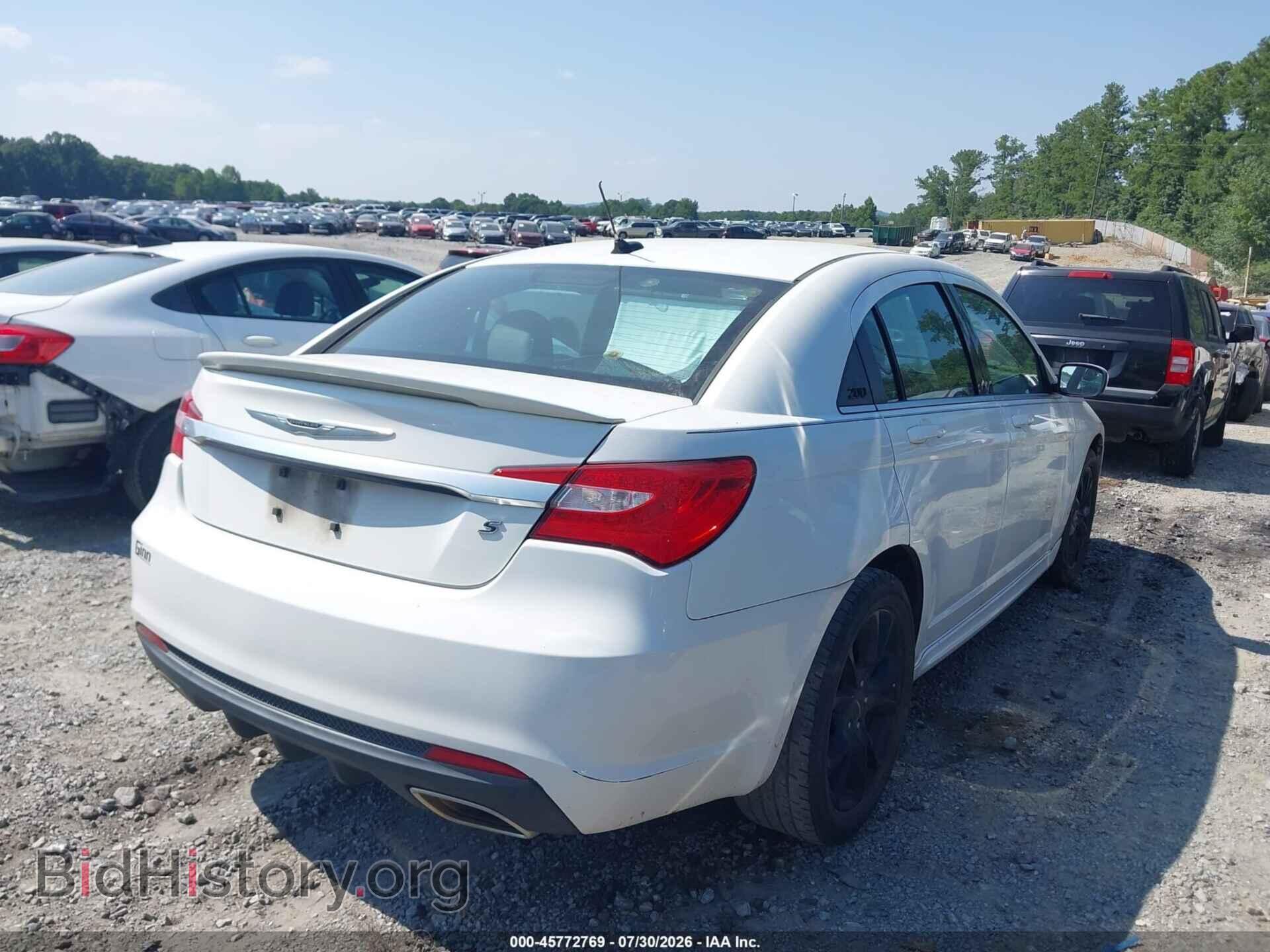 2014 CHRYSLER 200 - VIN: 1C3CCBCG2EN186311 - Фото 4