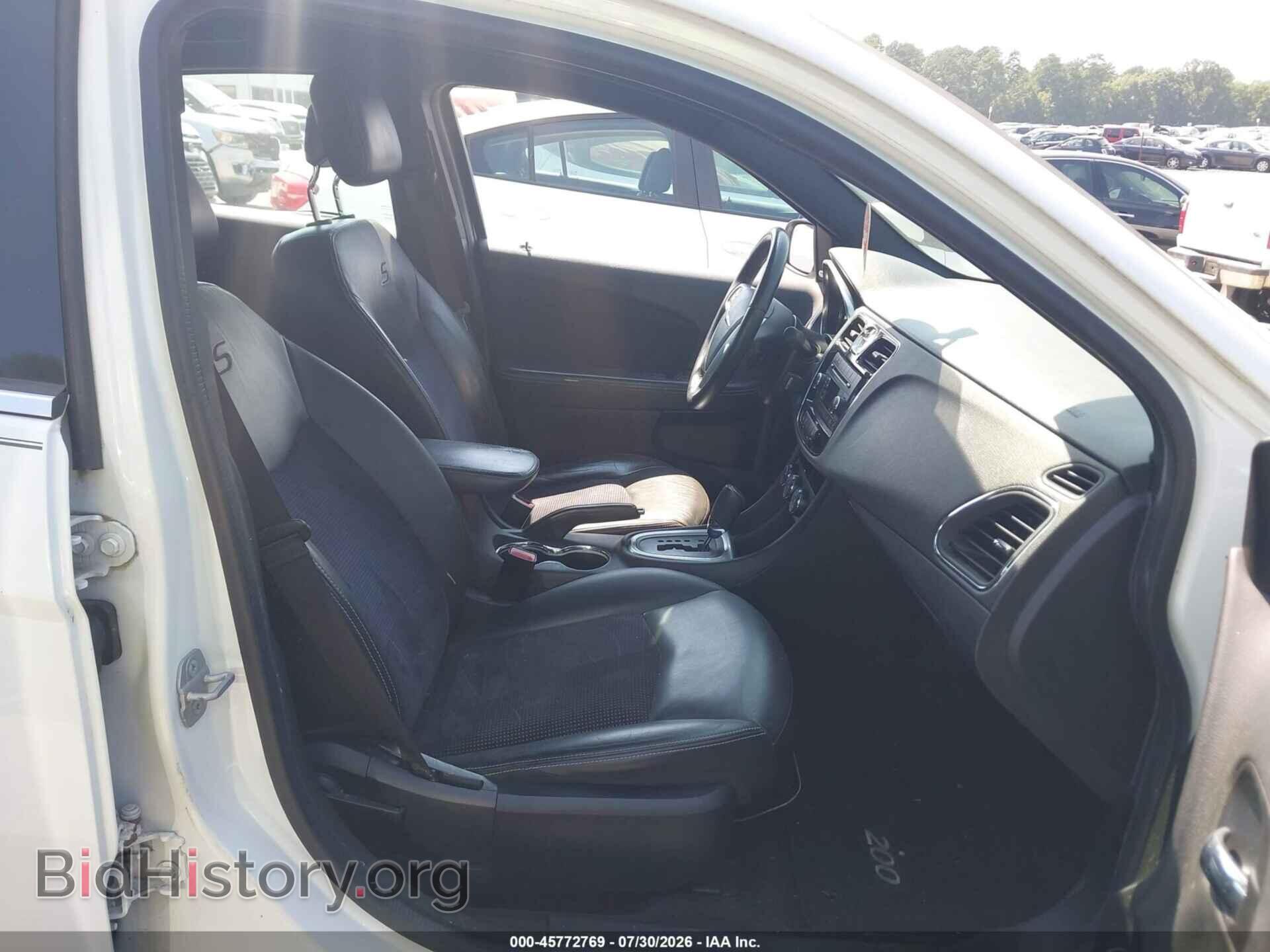 2014 CHRYSLER 200 - VIN: 1C3CCBCG2EN186311 - Фото 5