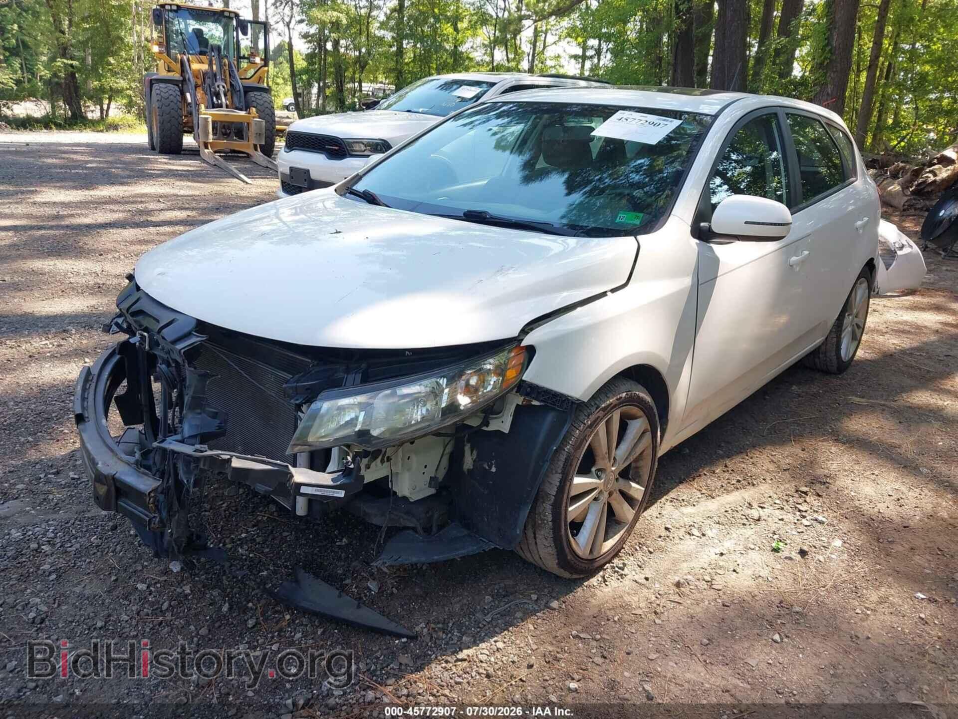 2011 KIA FORTE - VIN: KNAFW5A30B5335423 - Фото 2