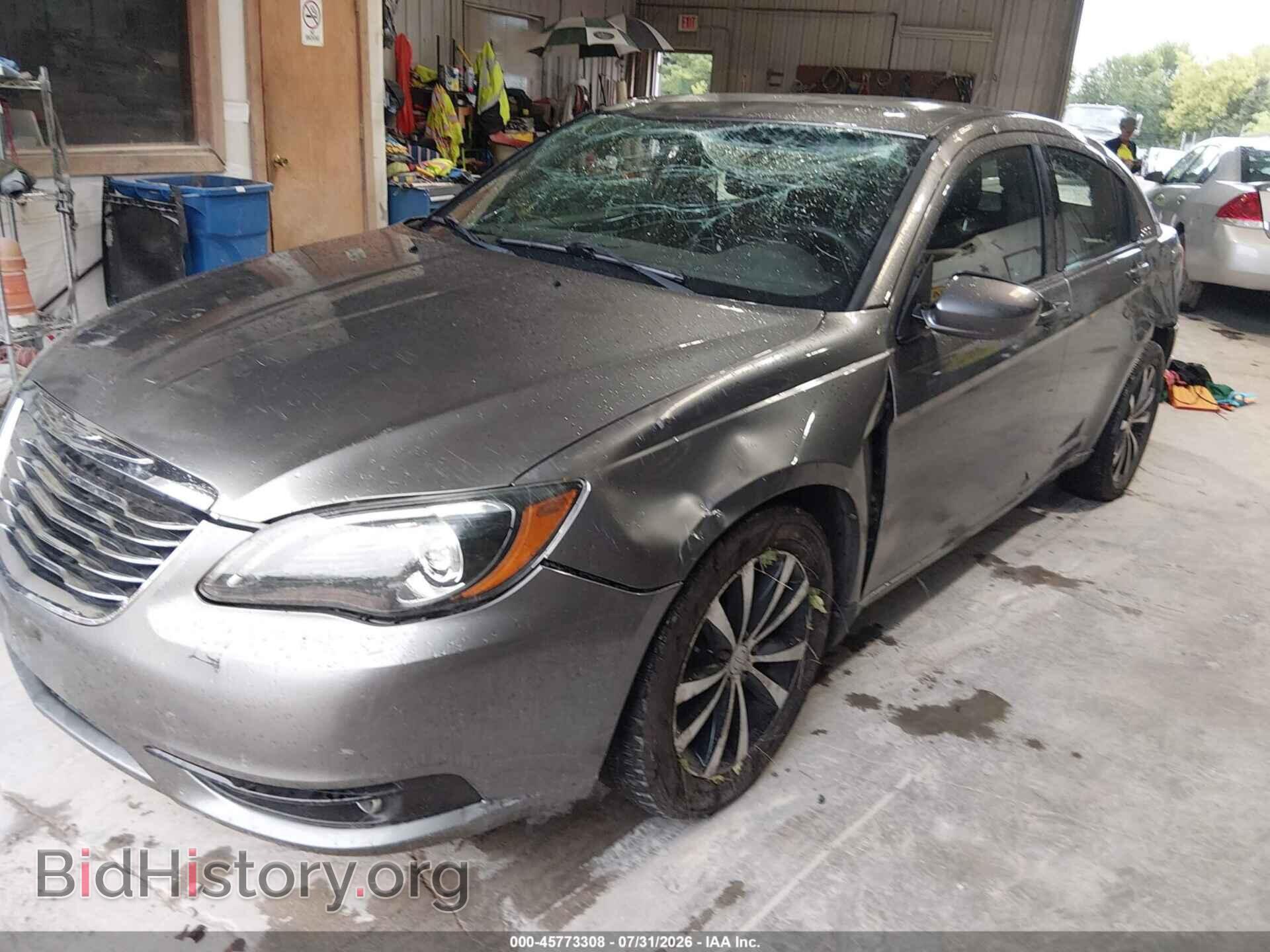 2013 CHRYSLER 200 - VIN: 1C3CCBBB4DN600452 - Фото 2
