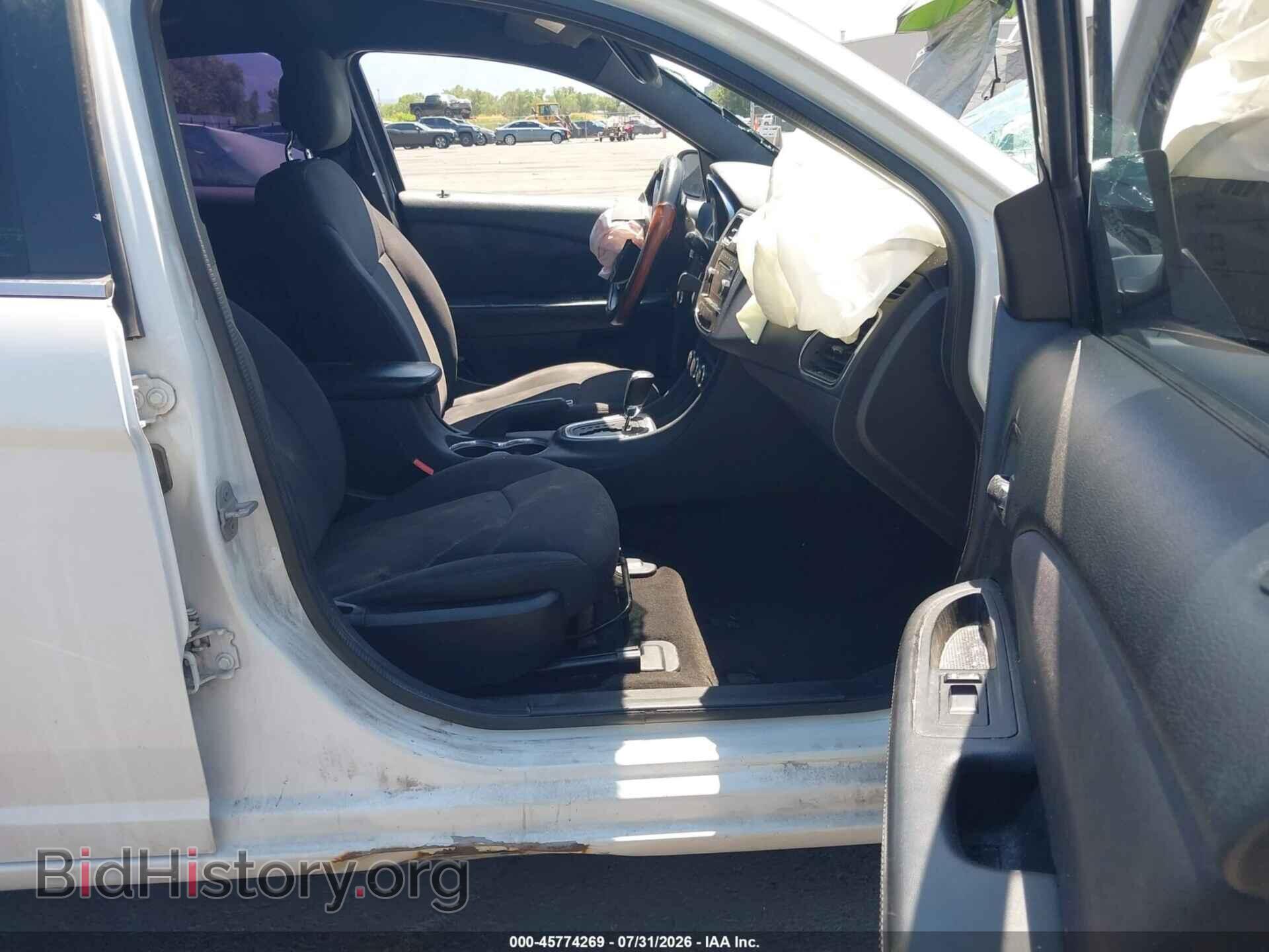 2013 CHRYSLER 200 - VIN: 1C3CCBABXDN735436 - Photo 5