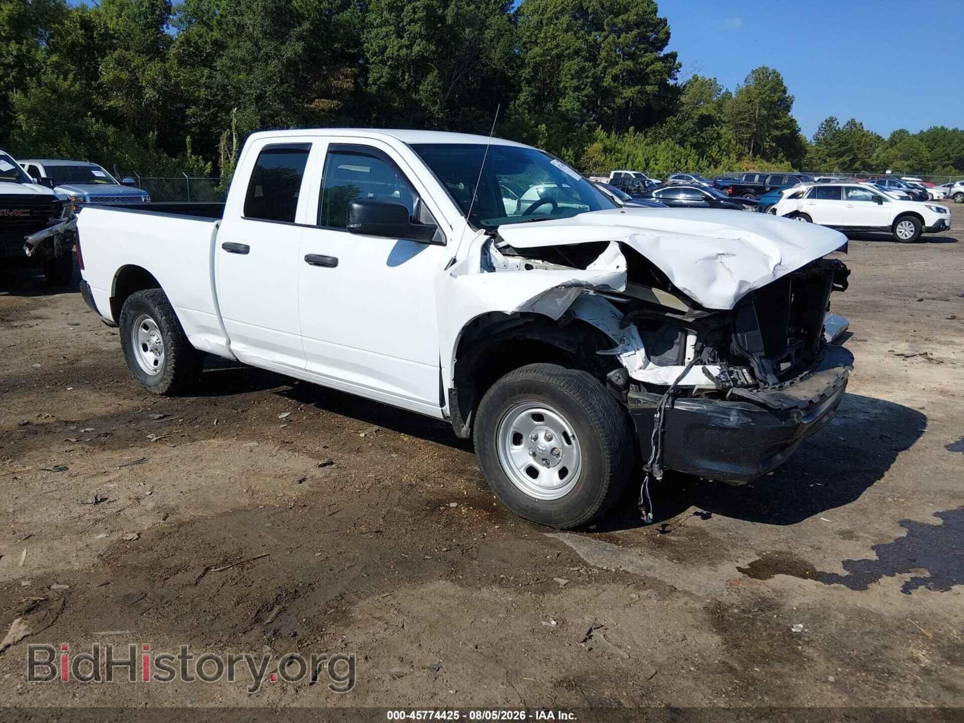 Photo 1C6RR7FT8JS197827 - RAM 1500 2018