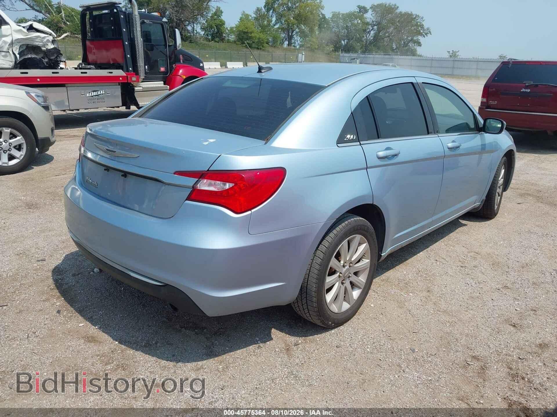 2012 CHRYSLER 200 - VIN: 1C3CCBBB3CN210781 - Photo 4