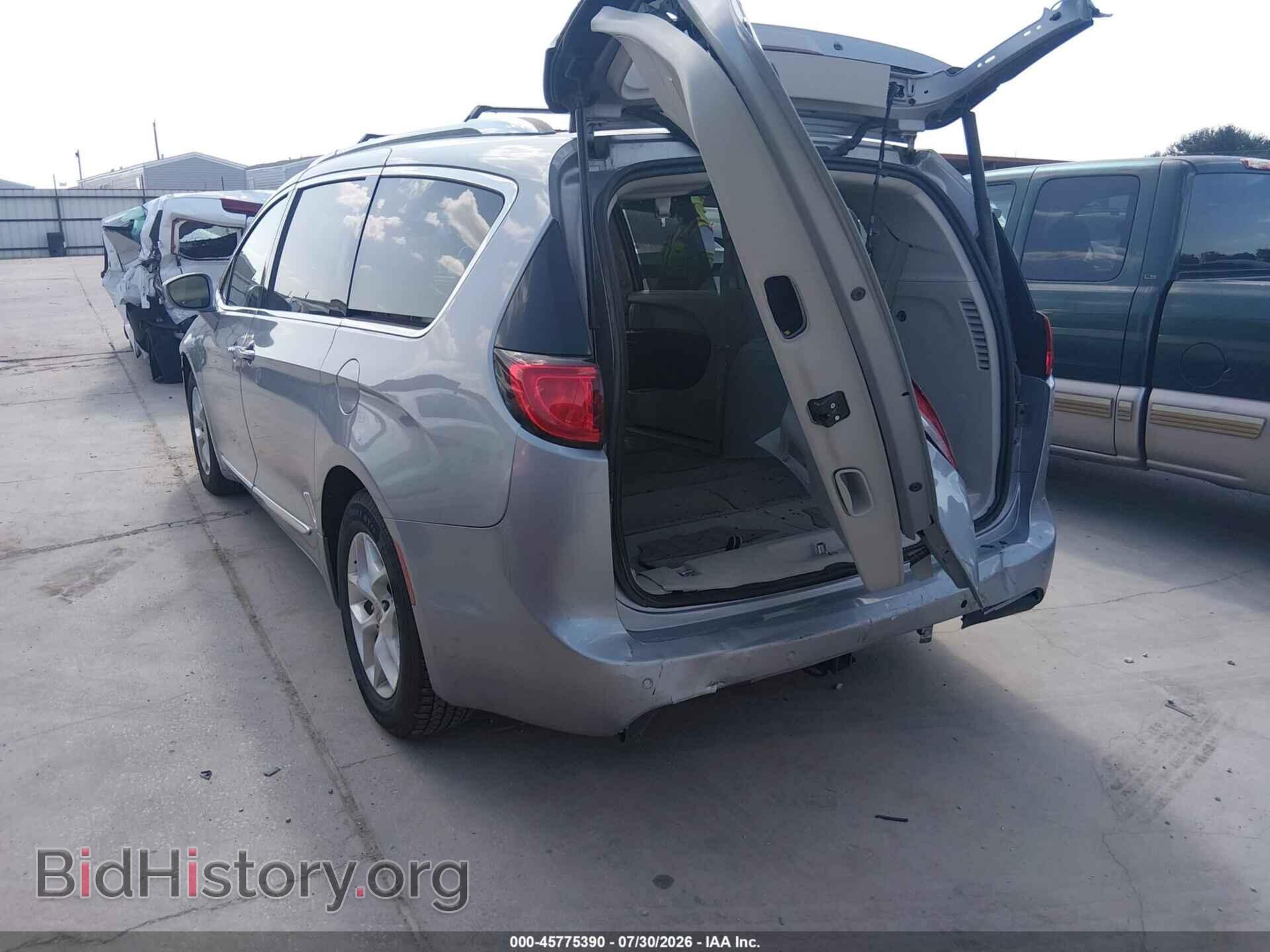 2017 CHRYSLER PACIFICA - VIN: 2C4RC1EG4HR832484 - Photo 3