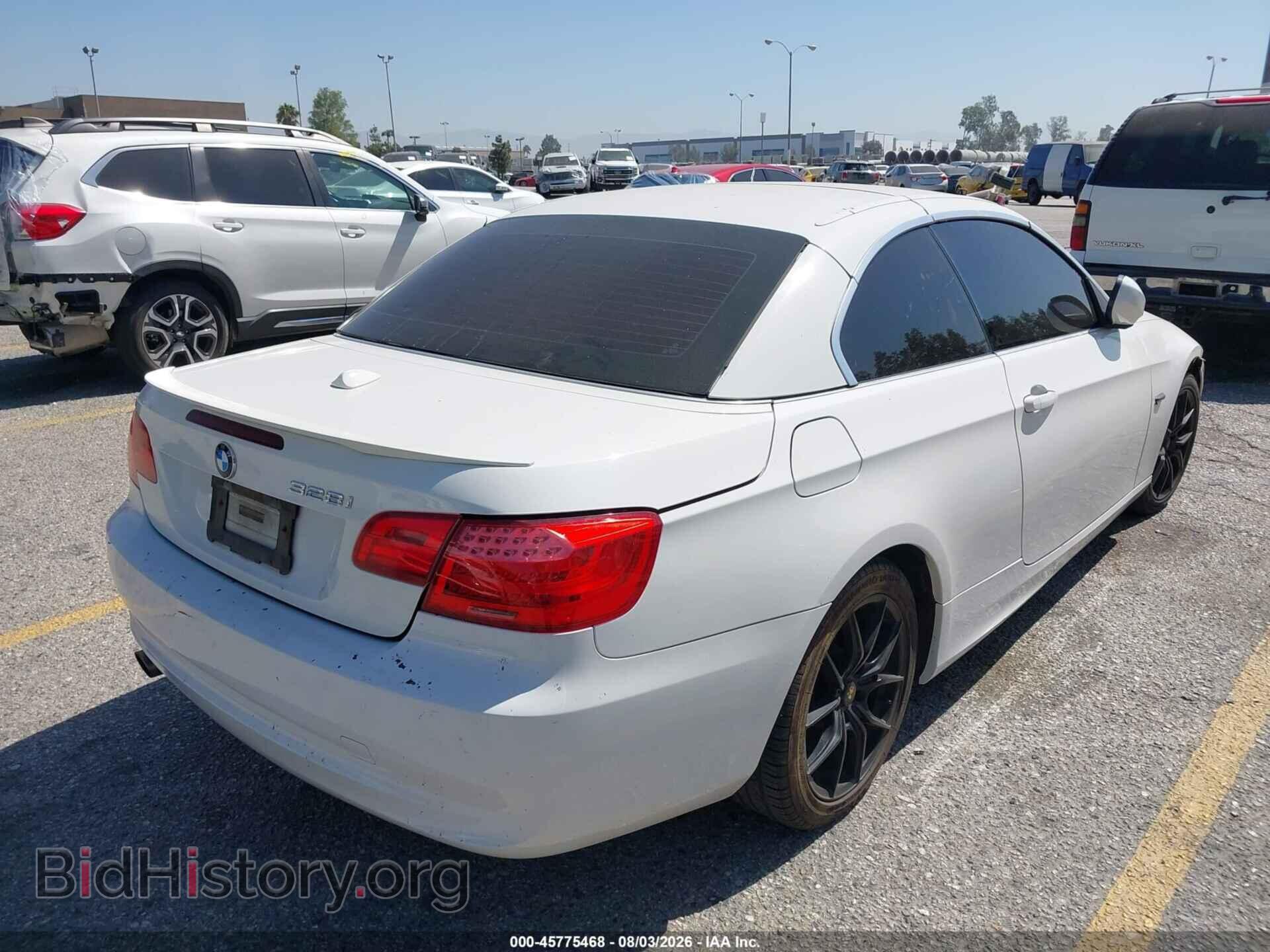 2011 BMW 328I - VIN: WBADW7C57BE443510 - Фото 4