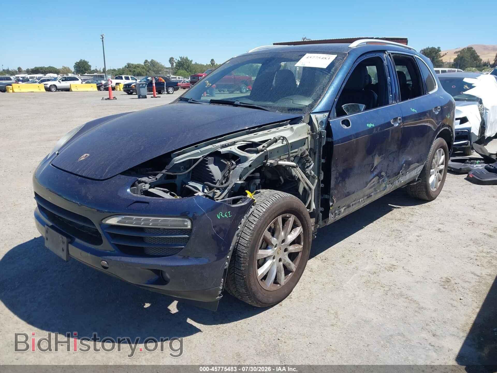 2012 PORSCHE CAYENNE - VIN: WP1AB2A28CLA45120 - Photo 2