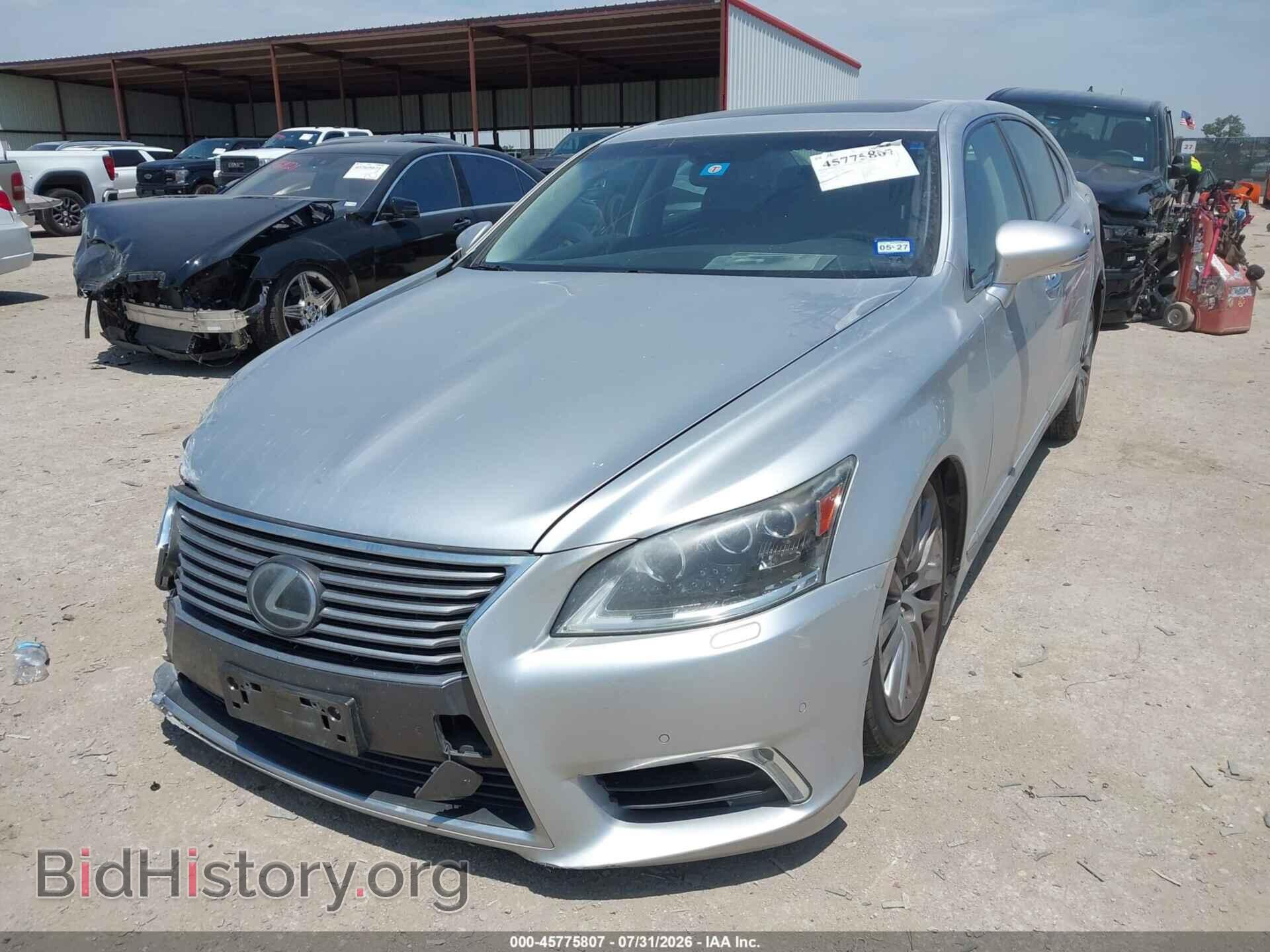 2013 LEXUS LS 460 - VIN: JTHBL1EF5D5118975 - Photo 2