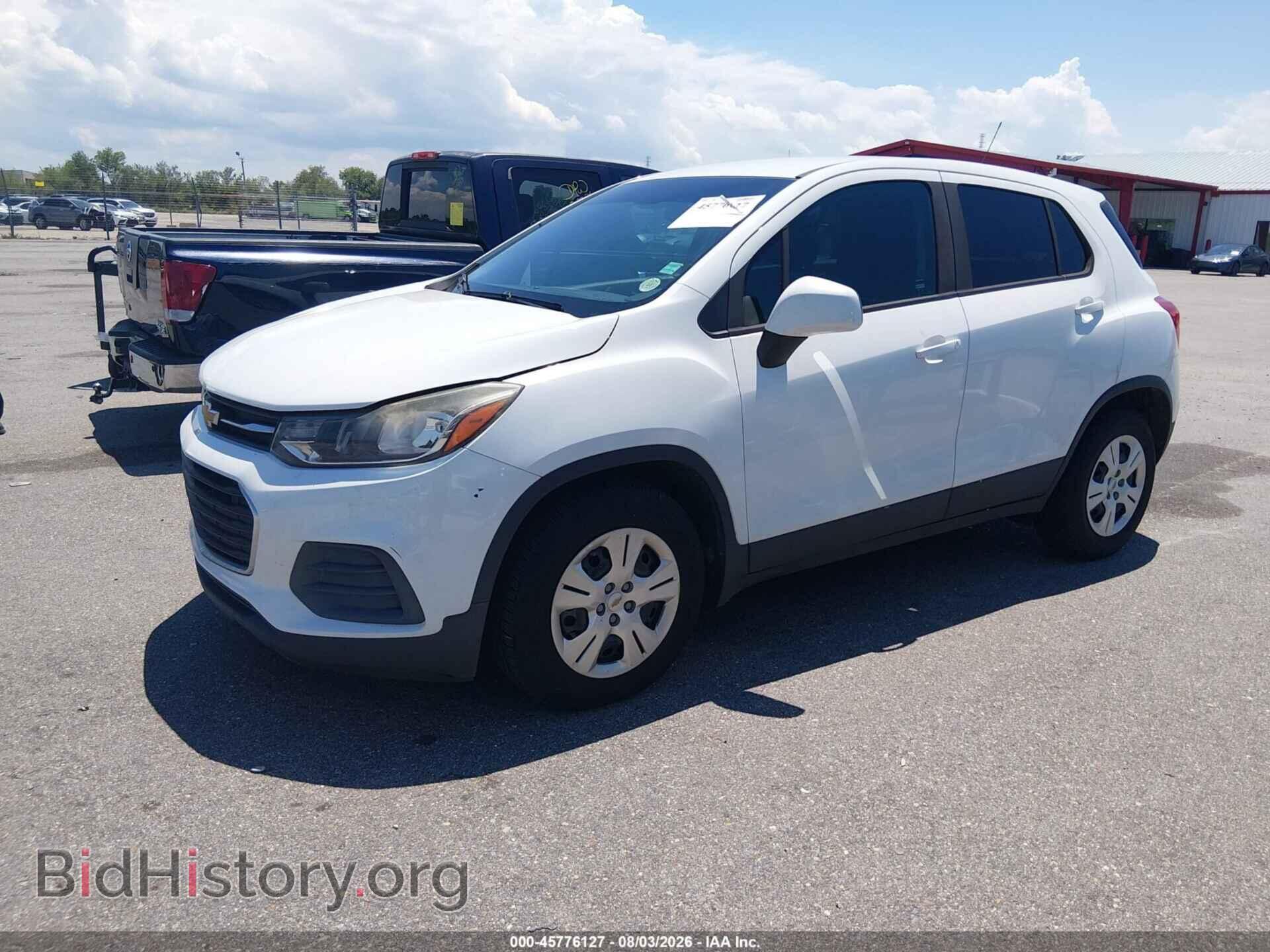2017 CHEVROLET TRAX - VIN: KL7CJKSB0HB100679 - Photo 2