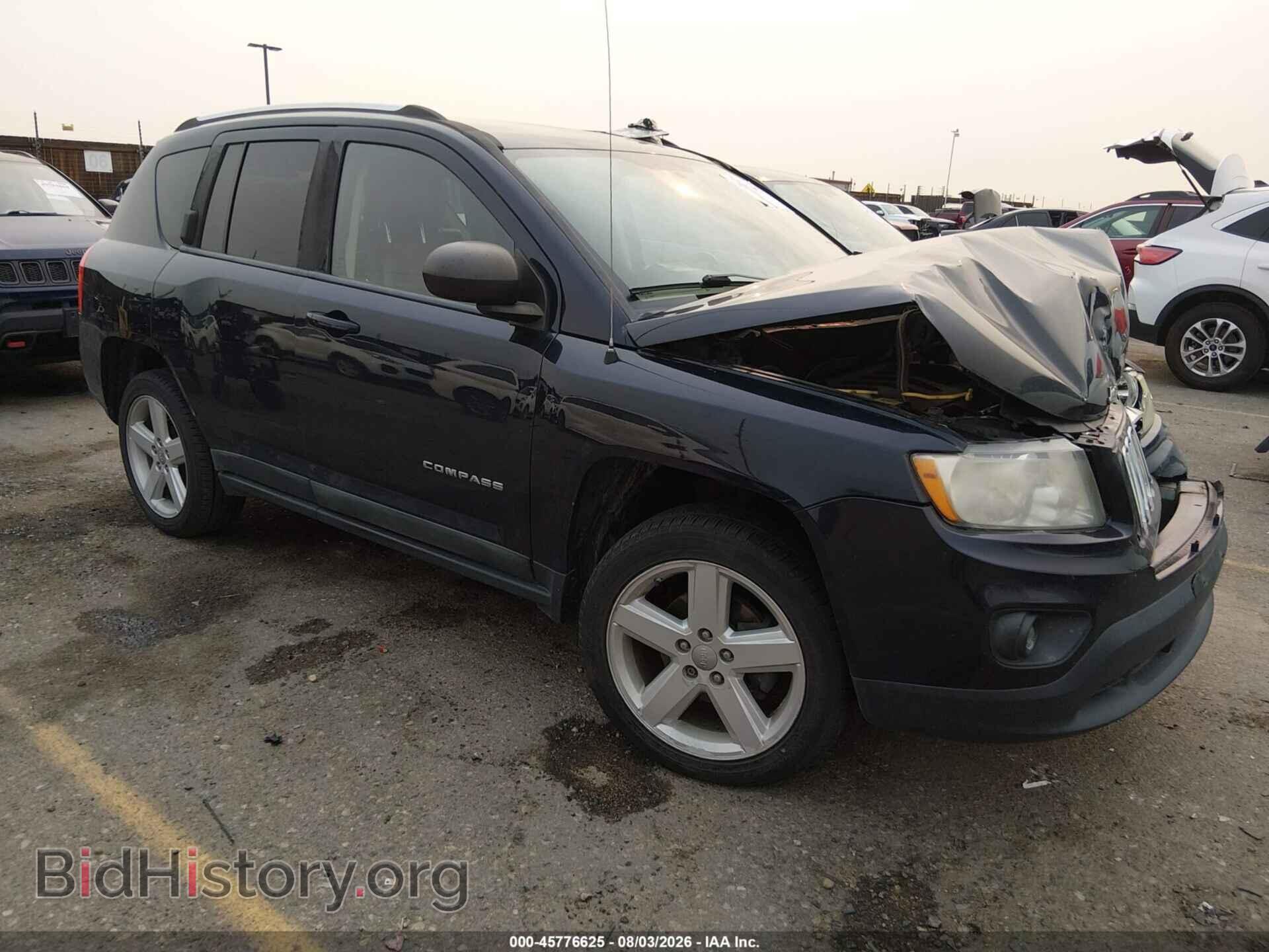 Фотография 1J4NF5FB8BD193207 - JEEP COMPASS 2011