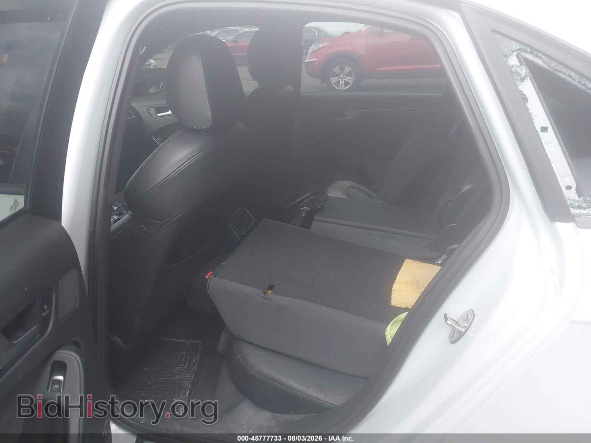 2016 AUDI A4 - VIN: WAUFFAFL4GN014817 - Photo 8