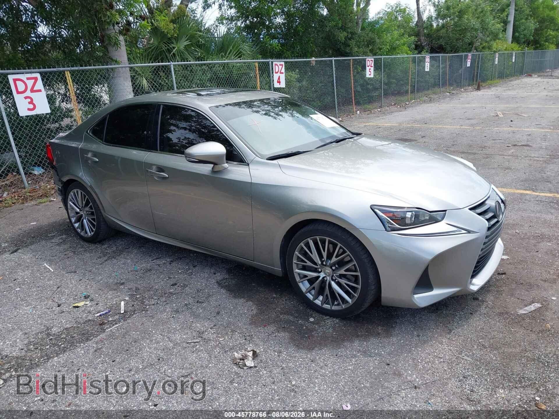 Фотография JTHBA1D24H5054101 - LEXUS IS 200T 2017