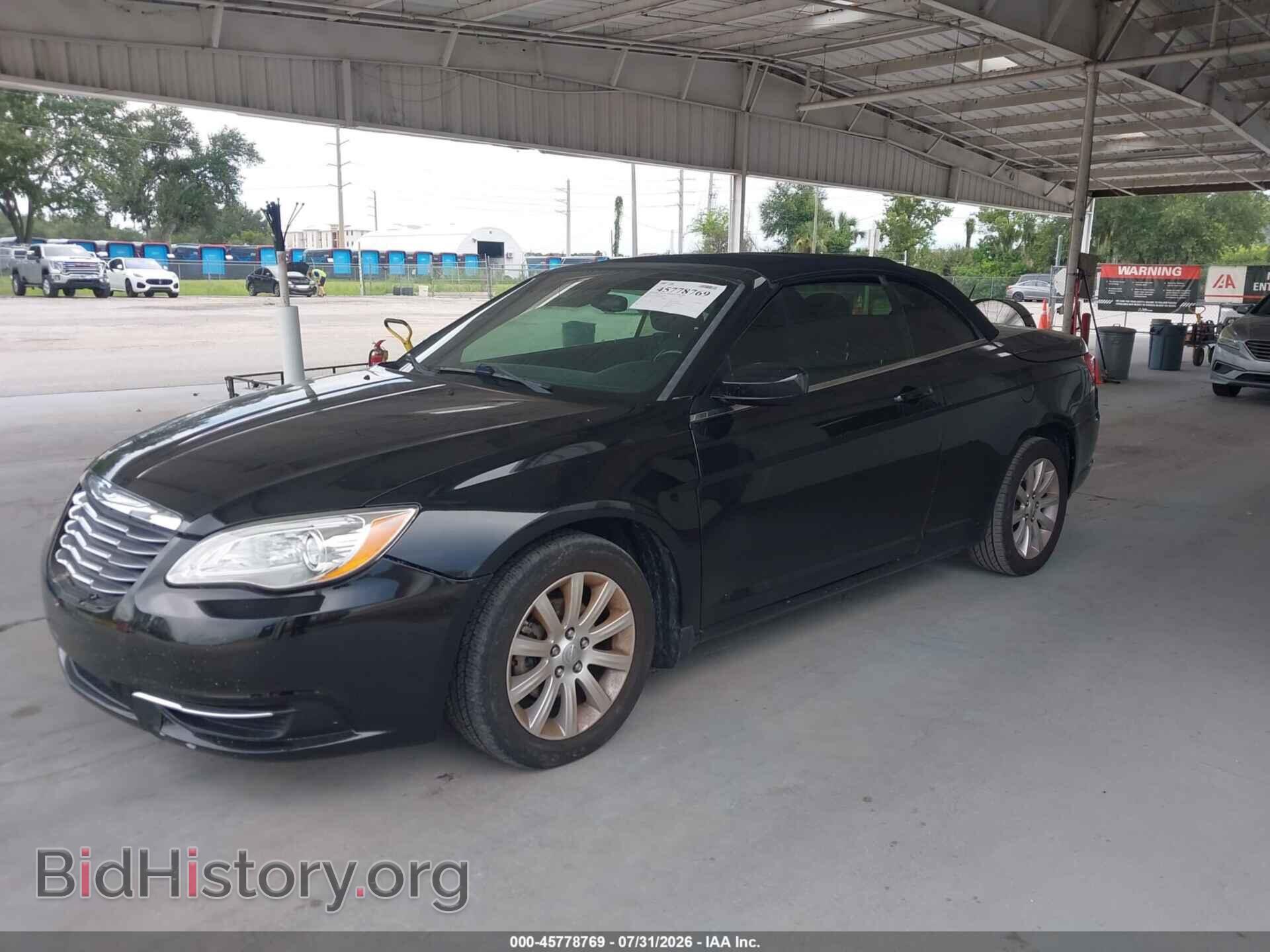 2012 CHRYSLER 200 - VIN: 1C3BCBEB4CN168807 - Photo 2
