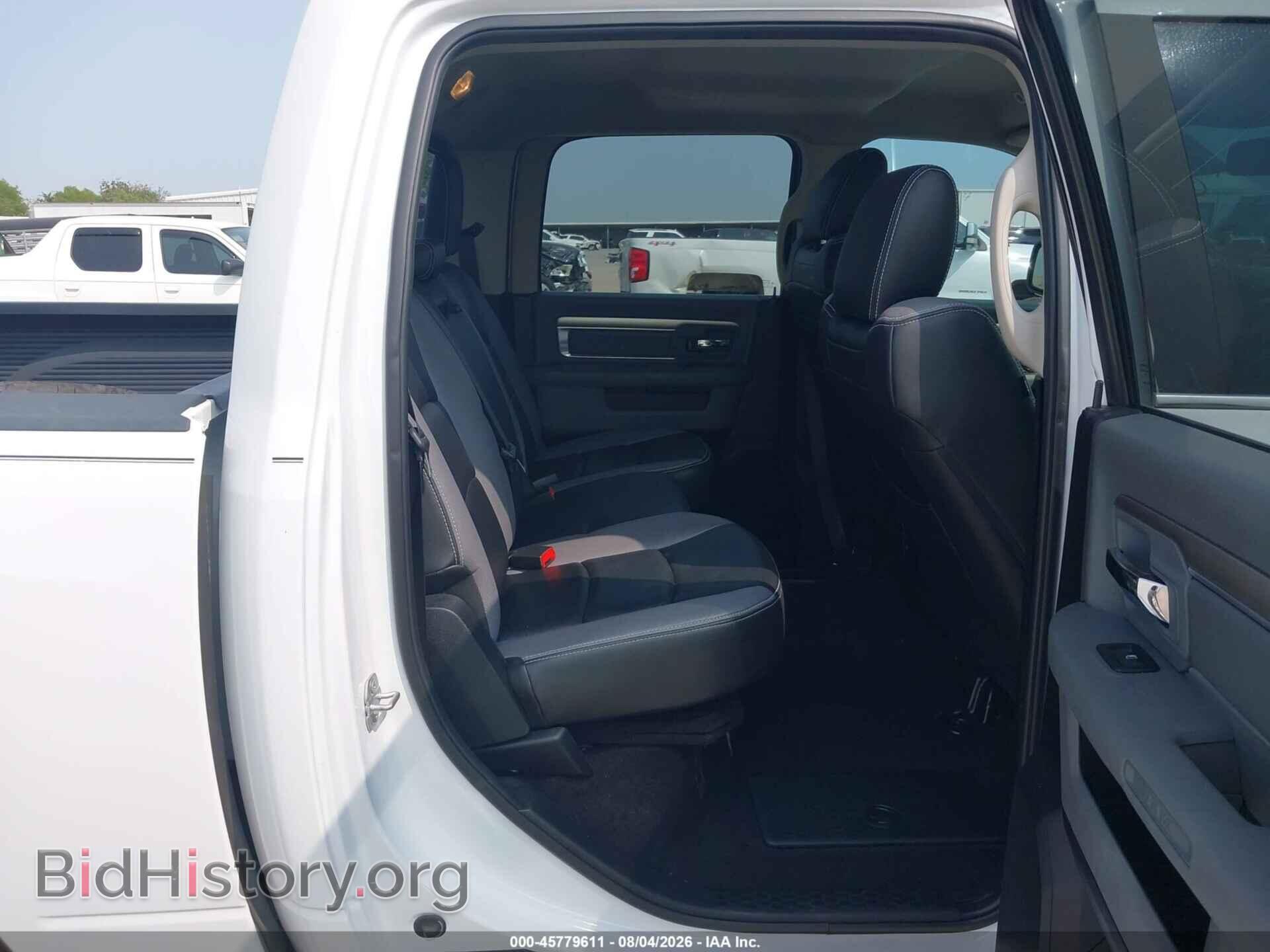 2018 RAM 1500 - VIN: 1C6RR6LT5JS119584 - Photo 8