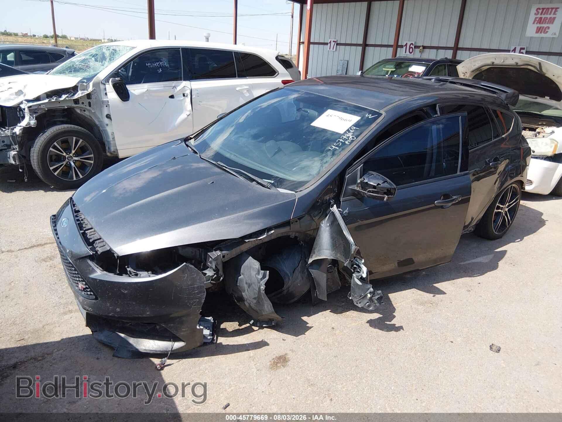 2016 FORD FOCUS ST - VIN: 1FADP3L90GL400745 - Photo 2