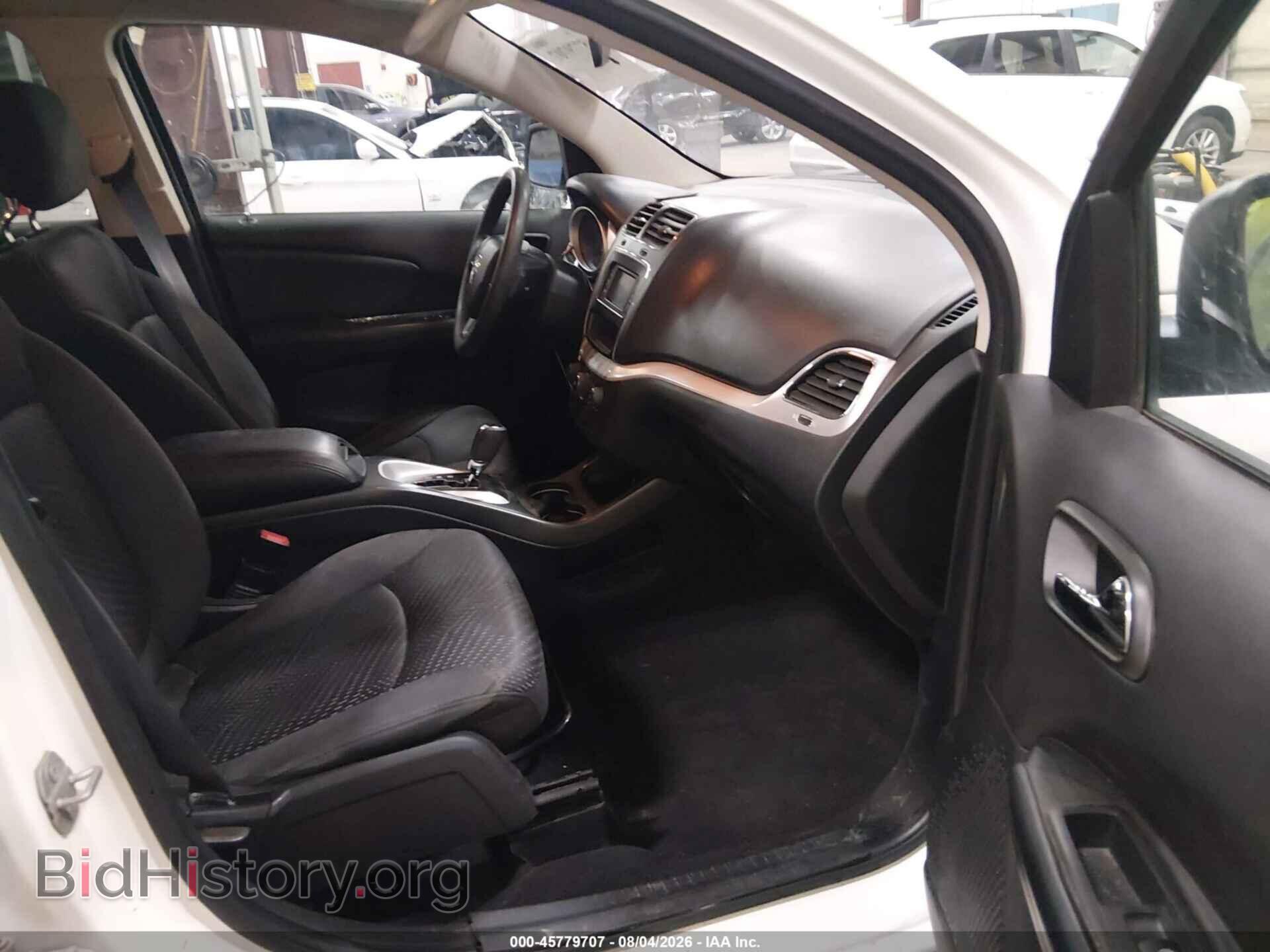 2017 Dodge JOURNEY (VIN 3C4PDCBB0HT507806) — photo 5 of 16