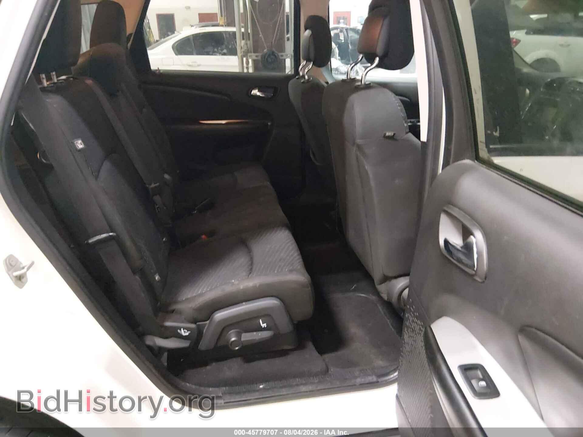 2017 Dodge JOURNEY (VIN 3C4PDCBB0HT507806) — photo 8 of 16