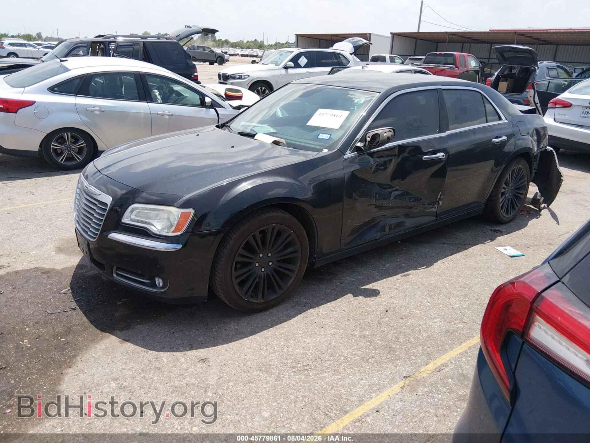 2014 CHRYSLER 300C - VIN: 2C3CCAET7EH182753 - Photo 2
