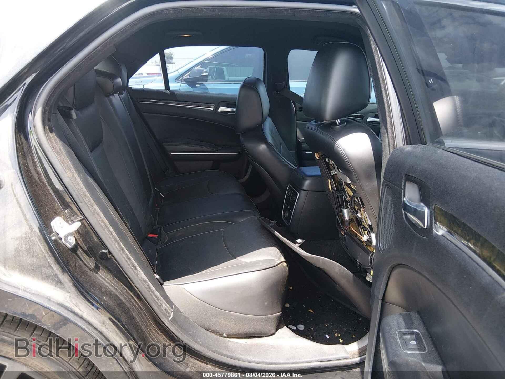 2014 CHRYSLER 300C - VIN: 2C3CCAET7EH182753 - Photo 8