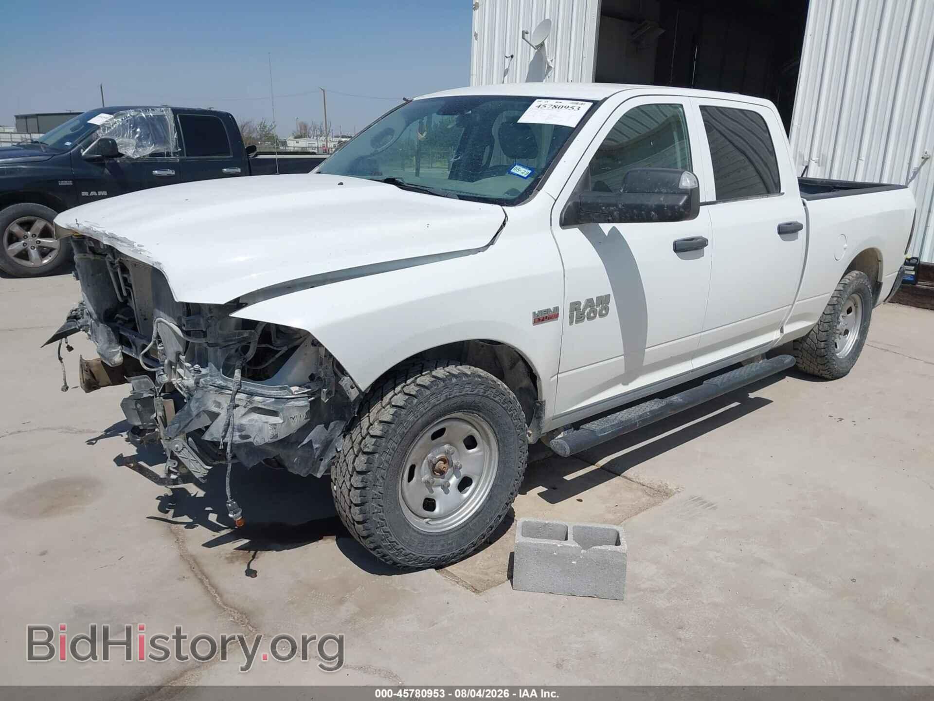 2018 RAM 1500 - VIN: 1C6RR7ST2JS350952 - Photo 2