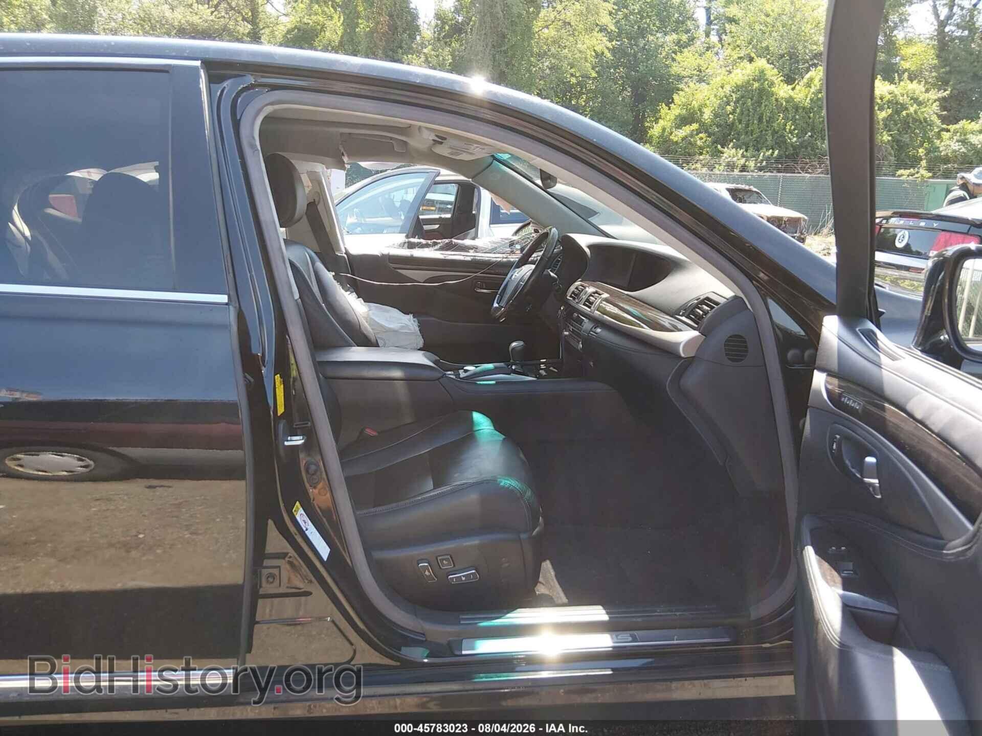 2013 LEXUS LS 460 - VIN: JTHCL5EF0D5018195 - Photo 5
