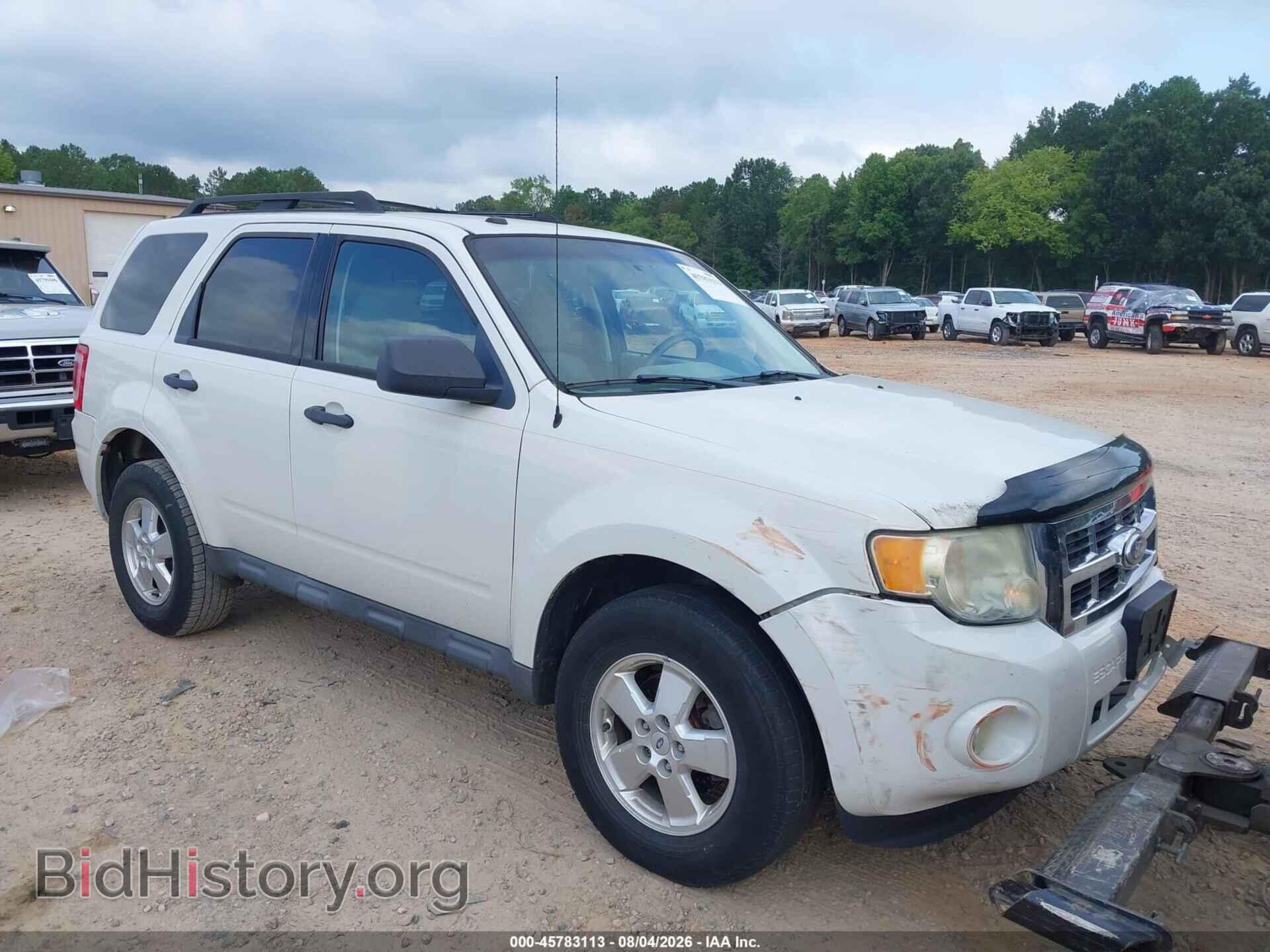 Фотография 1FMCU0DG2AKD27705 - FORD ESCAPE 2010