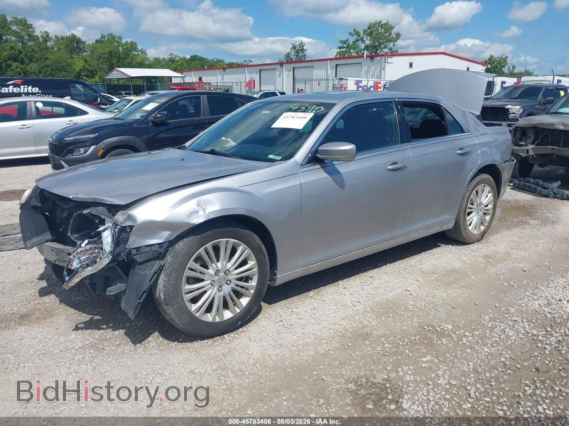2014 CHRYSLER 300 - VIN: 2C3CCARG9EH144390 - Photo 2
