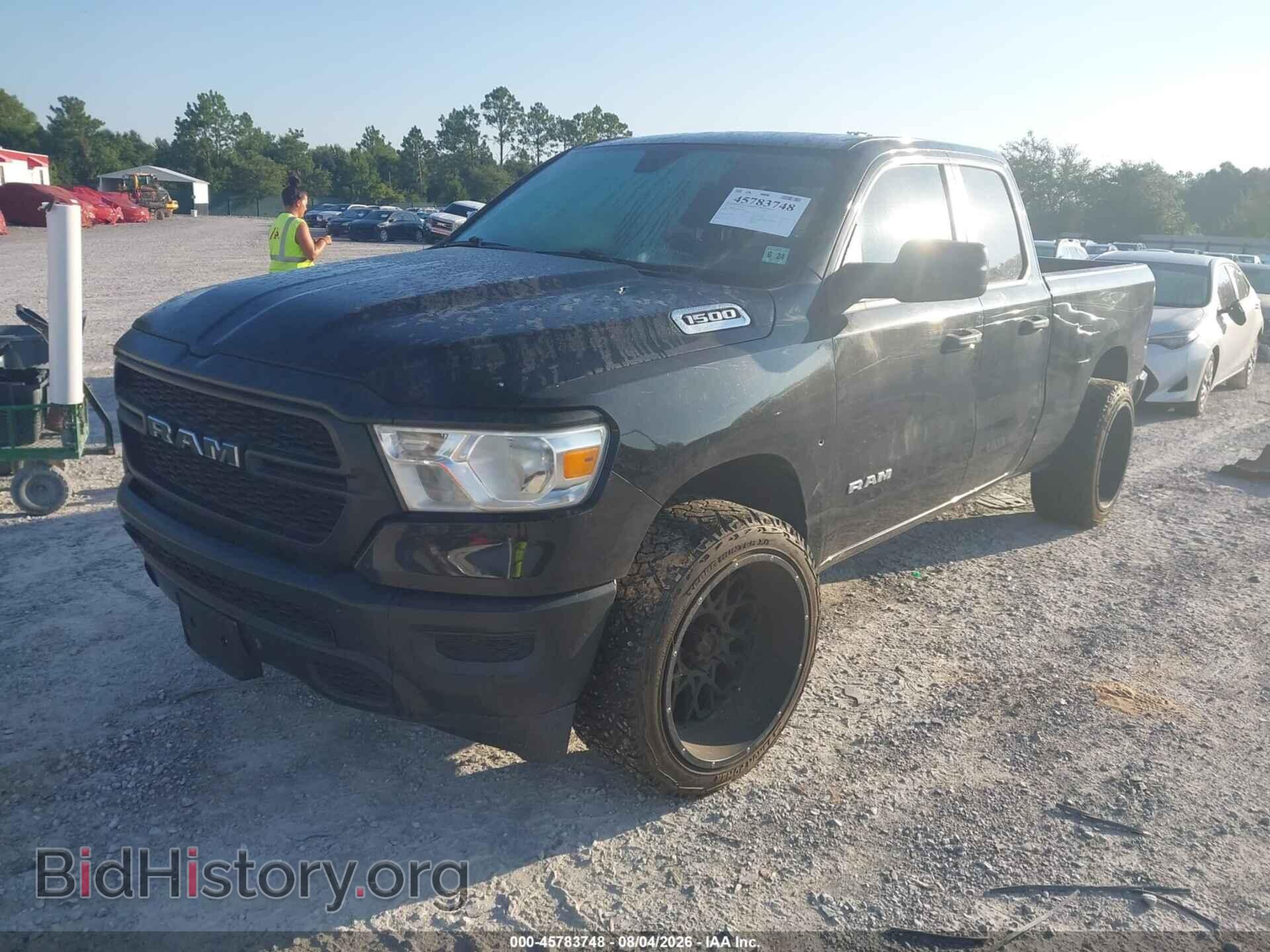 2019 RAM 1500 - VIN: 1C6RRFCG1KN783805 - Photo 2