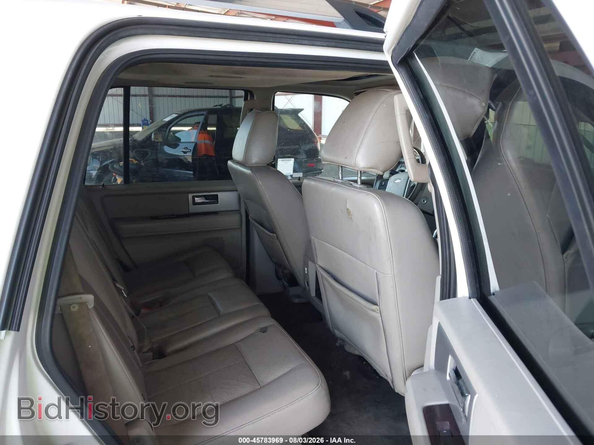 2010 FORD EXPEDITION - VIN: 1FMJU2A54AEB50532 - Фото 8
