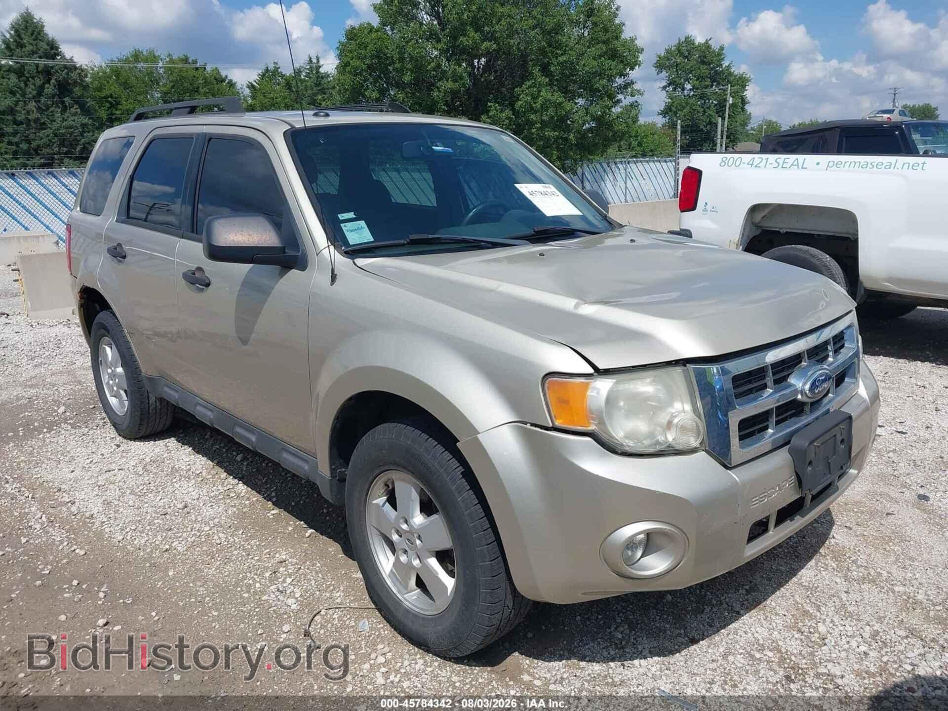 Photo 1FMCU0D75BKA26086 - FORD ESCAPE 2011