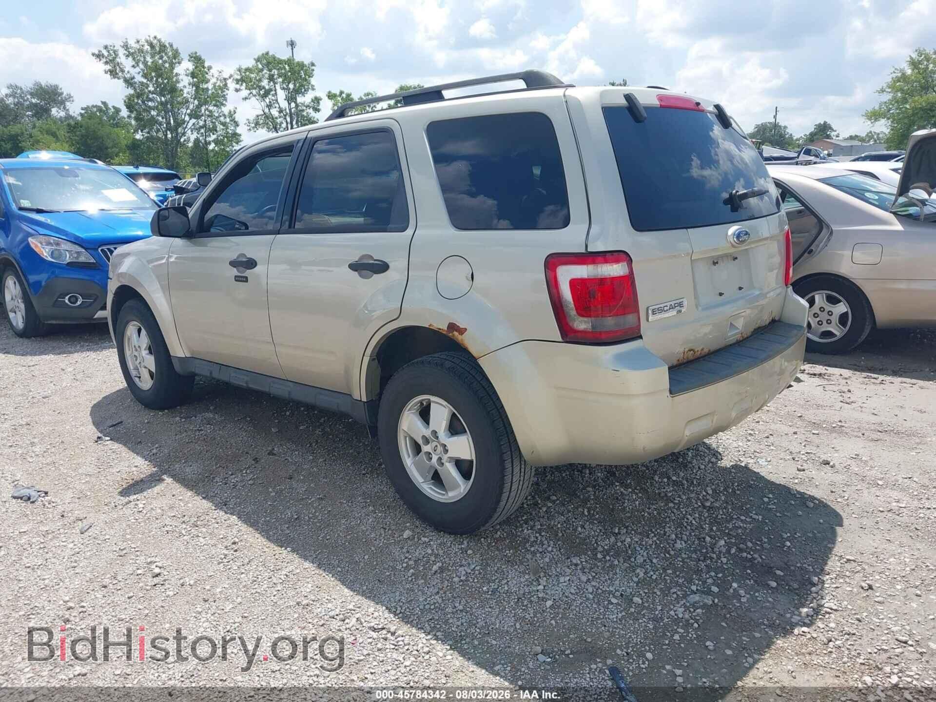 2011 FORD ESCAPE - VIN: 1FMCU0D75BKA26086 - Фото 3