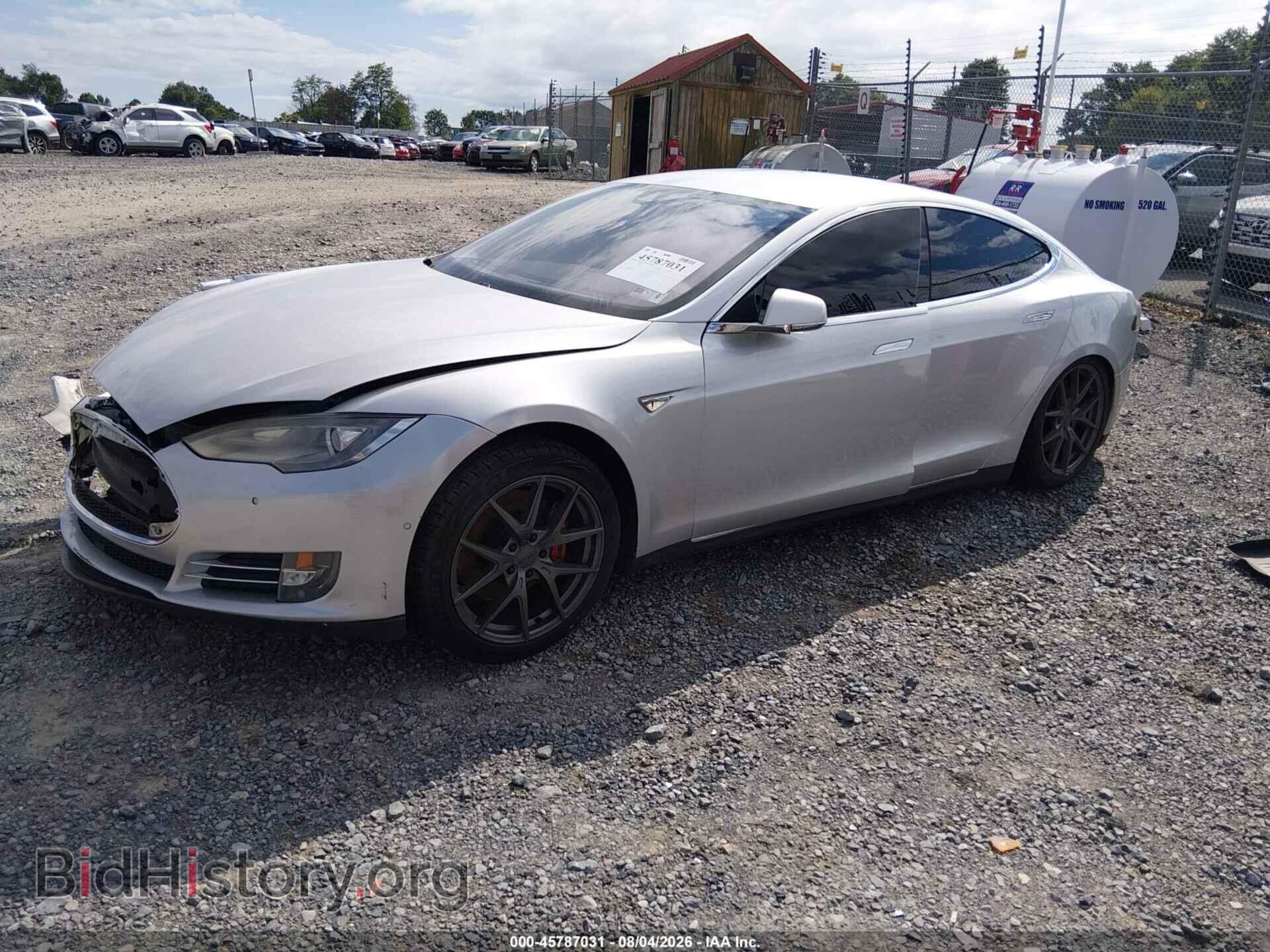 2015 TESLA MODEL S - VIN: 5YJSA1S12FFP72589 - Photo 2