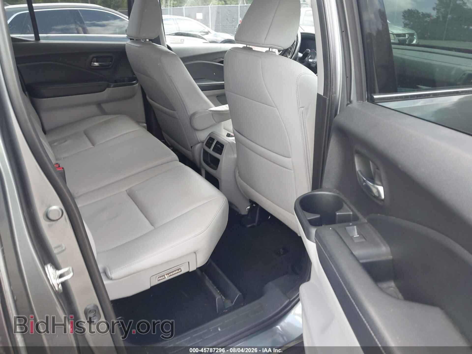 2019 HONDA RIDGELINE - VIN: 5FPYK3F72KB000578 - Photo 8