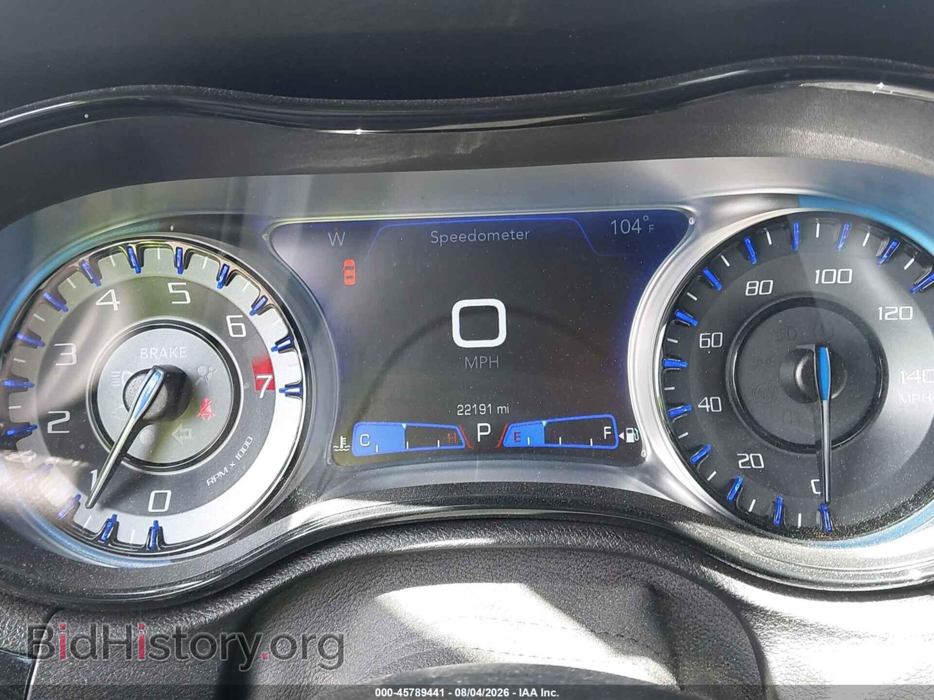 2023 CHRYSLER 300 - VIN: 2C3CCABG1PH677301 - Photo 7