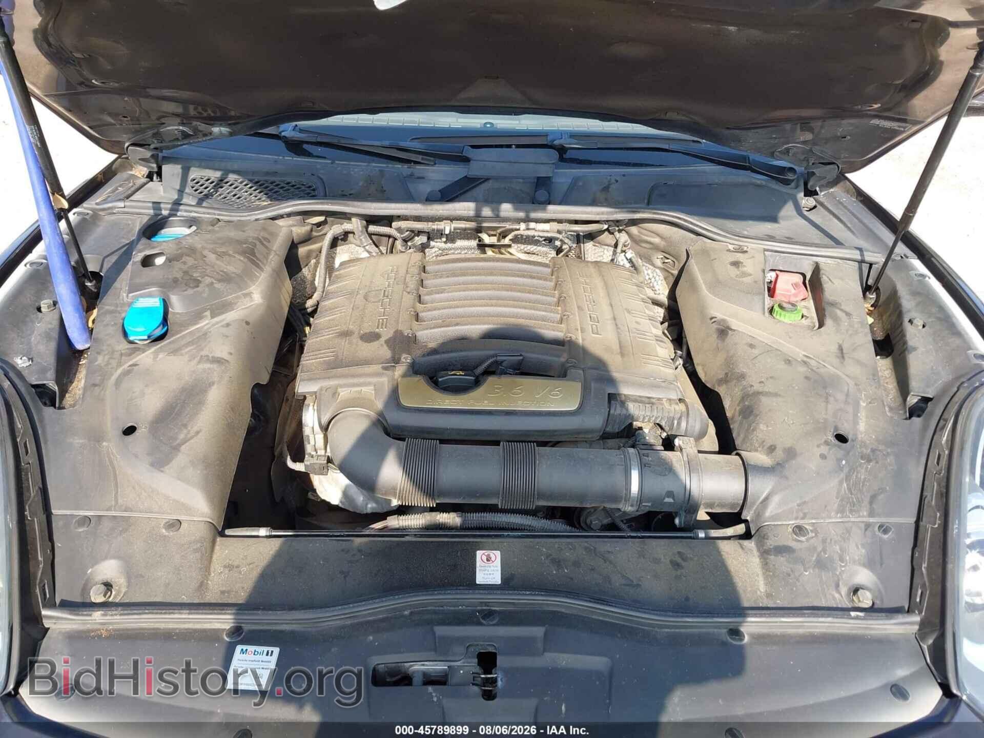 2017 PORSCHE CAYENNE - VIN: WP1AA2A25HKA86191 - Photo 10