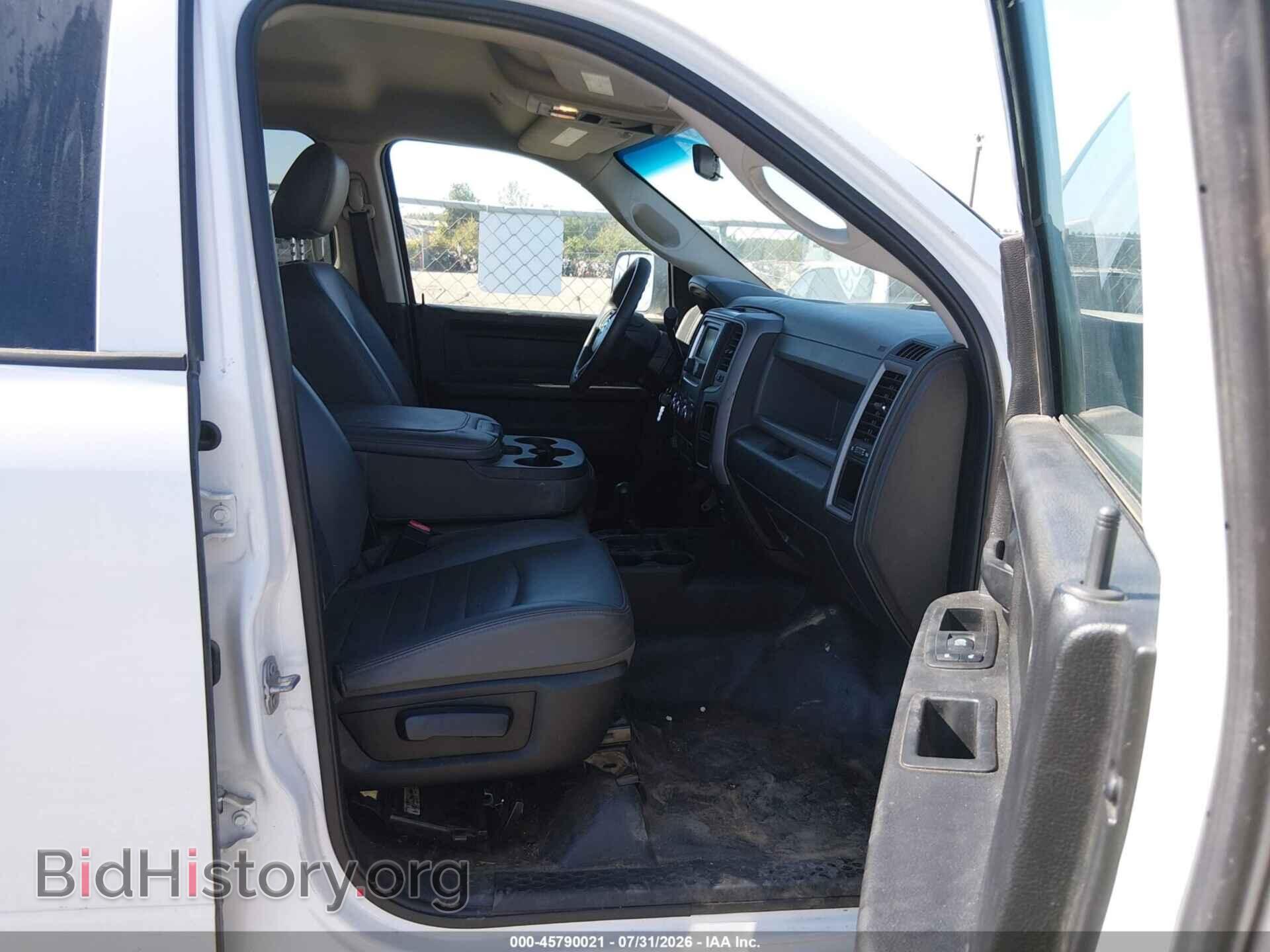 2018 RAM 2500 - VIN: 3C6TR5CTXJG282593 - Photo 5