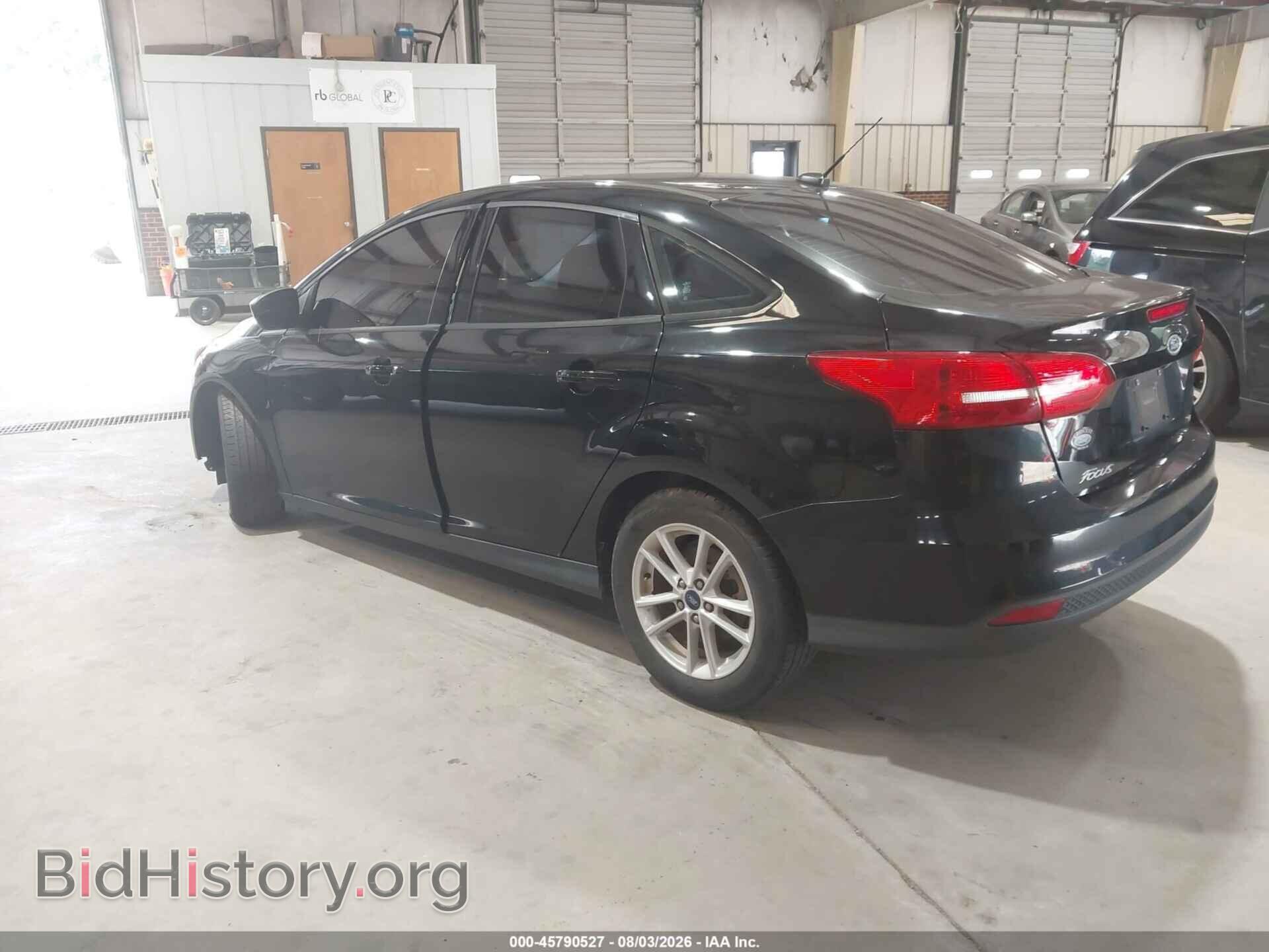2018 FORD FOCUS - VIN: 1FADP3FEXJL291372 - Photo 3