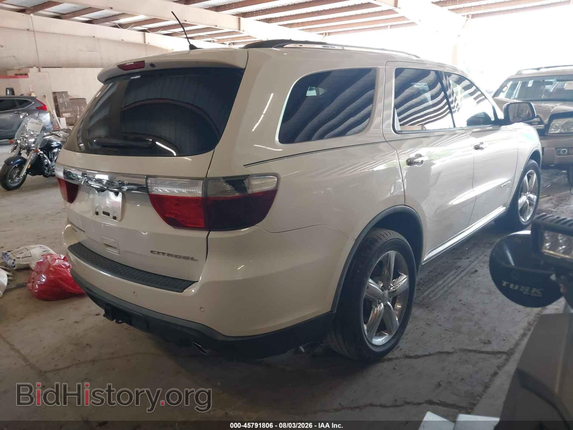 2011 DODGE DURANGO - VIN: 1D4SE5GT6BC693300 - Photo 4
