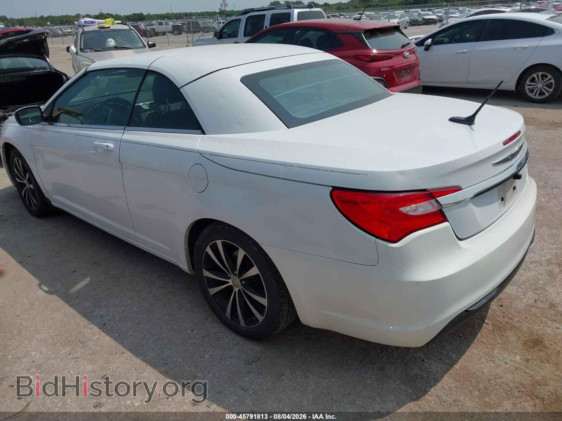 2012 CHRYSLER 200 - VIN: 1C3BCBGGXCN206212 - Photo 3
