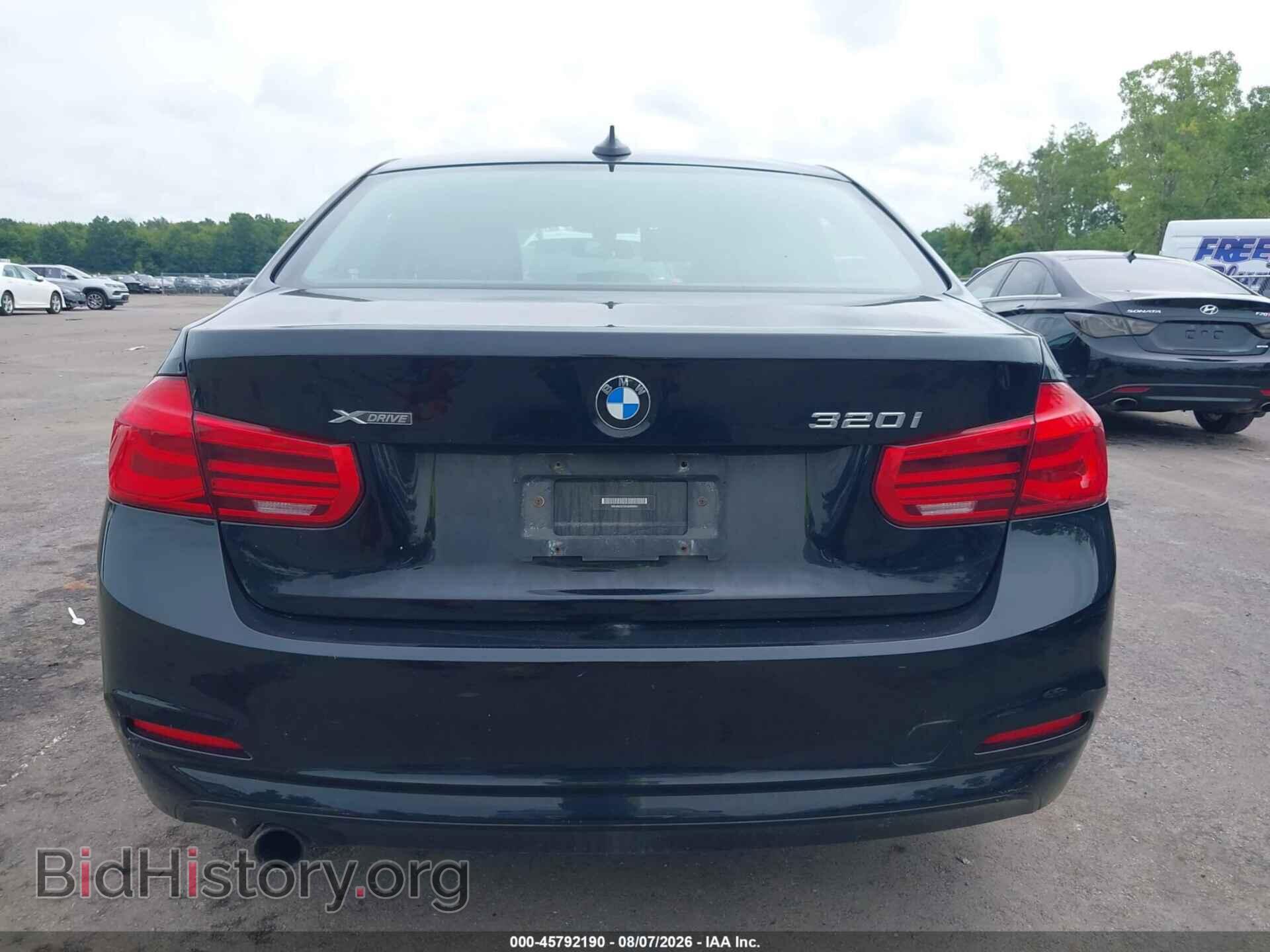 2016 BMW 320I - VIN: WBA8A3C50GK690661 - Фото 17